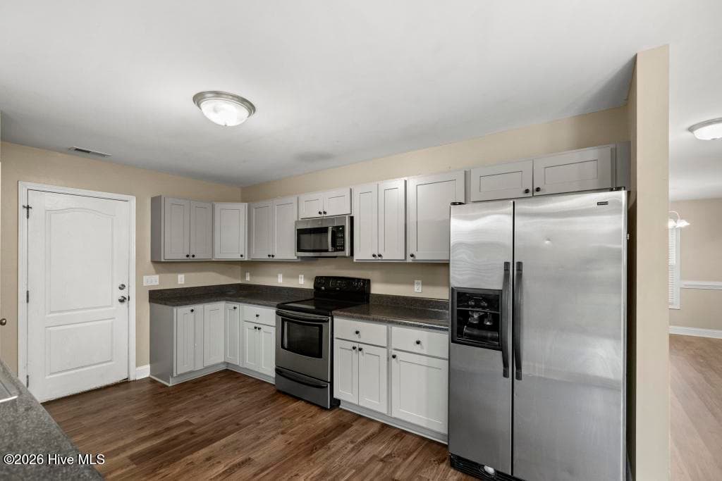 Single Family Residence at 208 Gelynda Court, Holly Ridge, NC 28445, photo 24 of 53