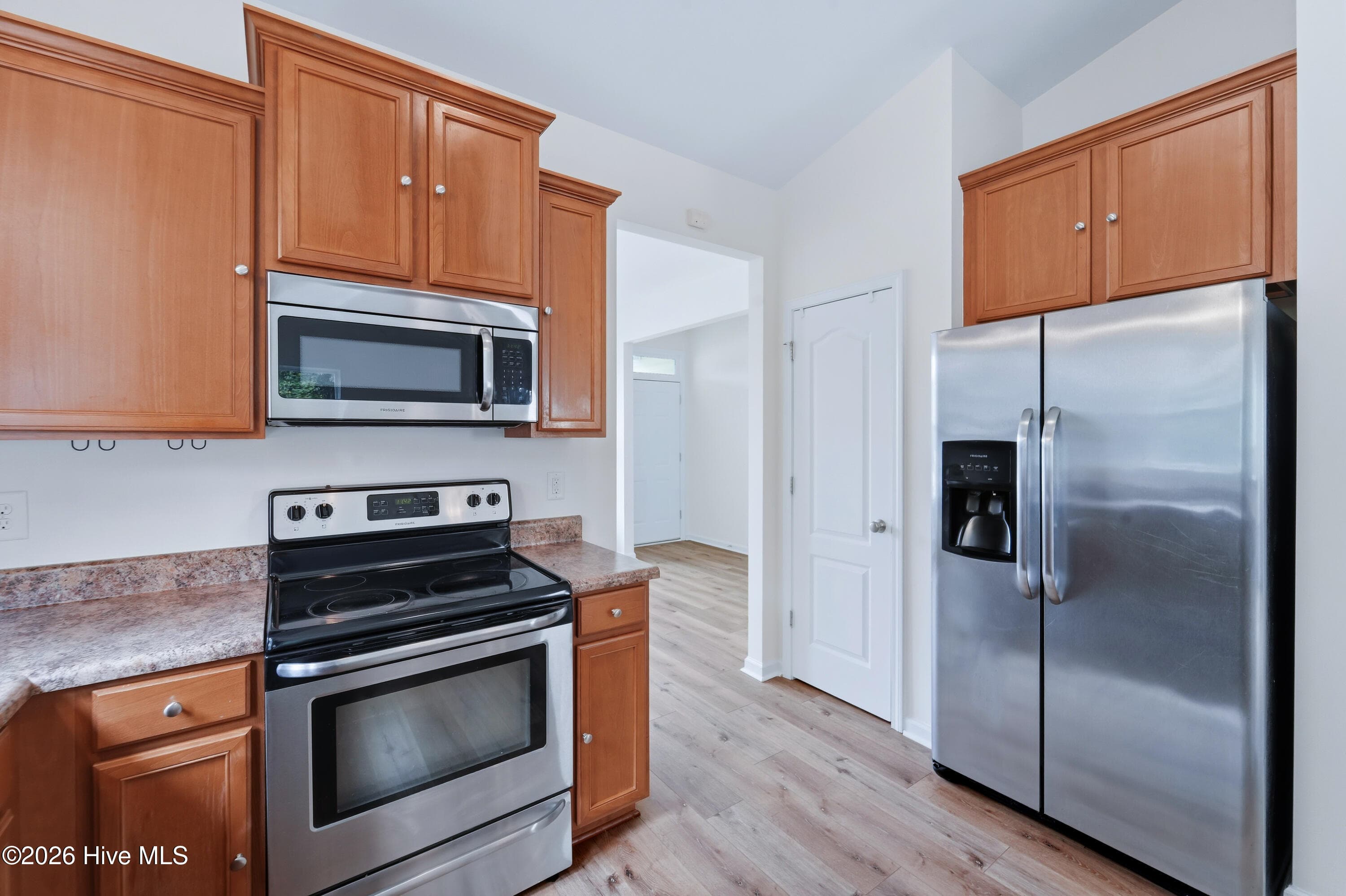 Single Family Residence at 103 Forsythia Court, Jacksonville, NC 28546, photo 16 of 48