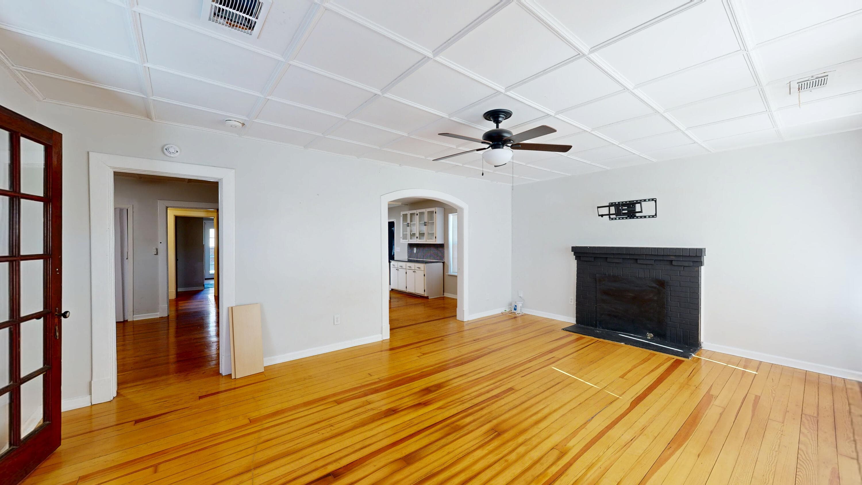 Single Family Residence at 1101 Pine Drive Nw, Aiken, SC 29801, photo 4 of 97