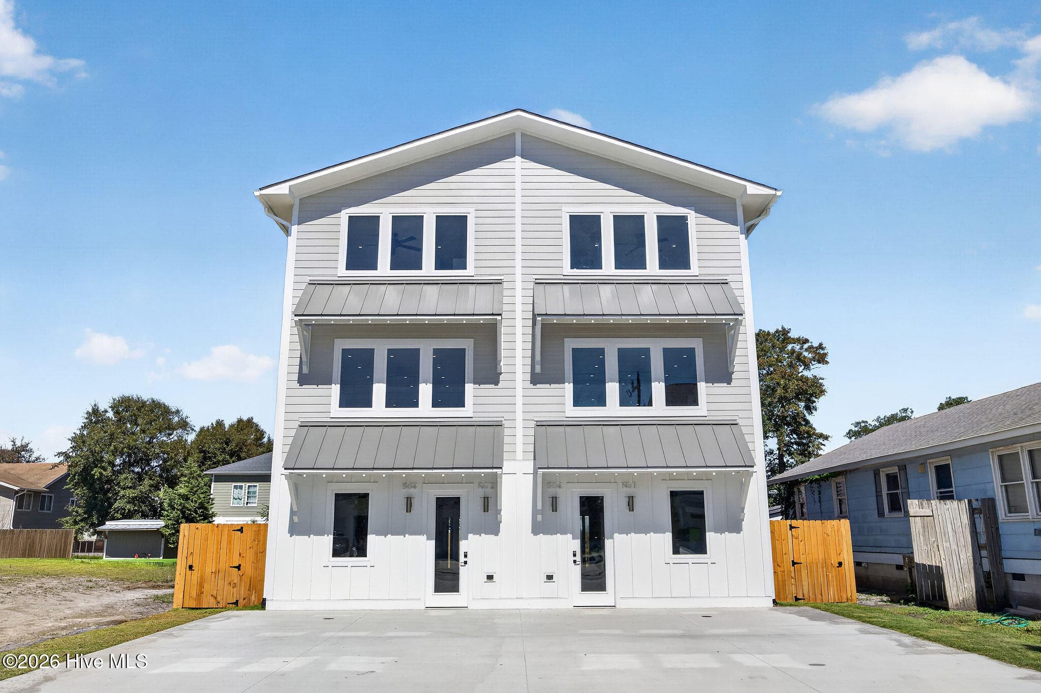 Townhouse at 504 Greenville Avenue 2, Carolina Beach, NC 28428, photo 10 of 109
