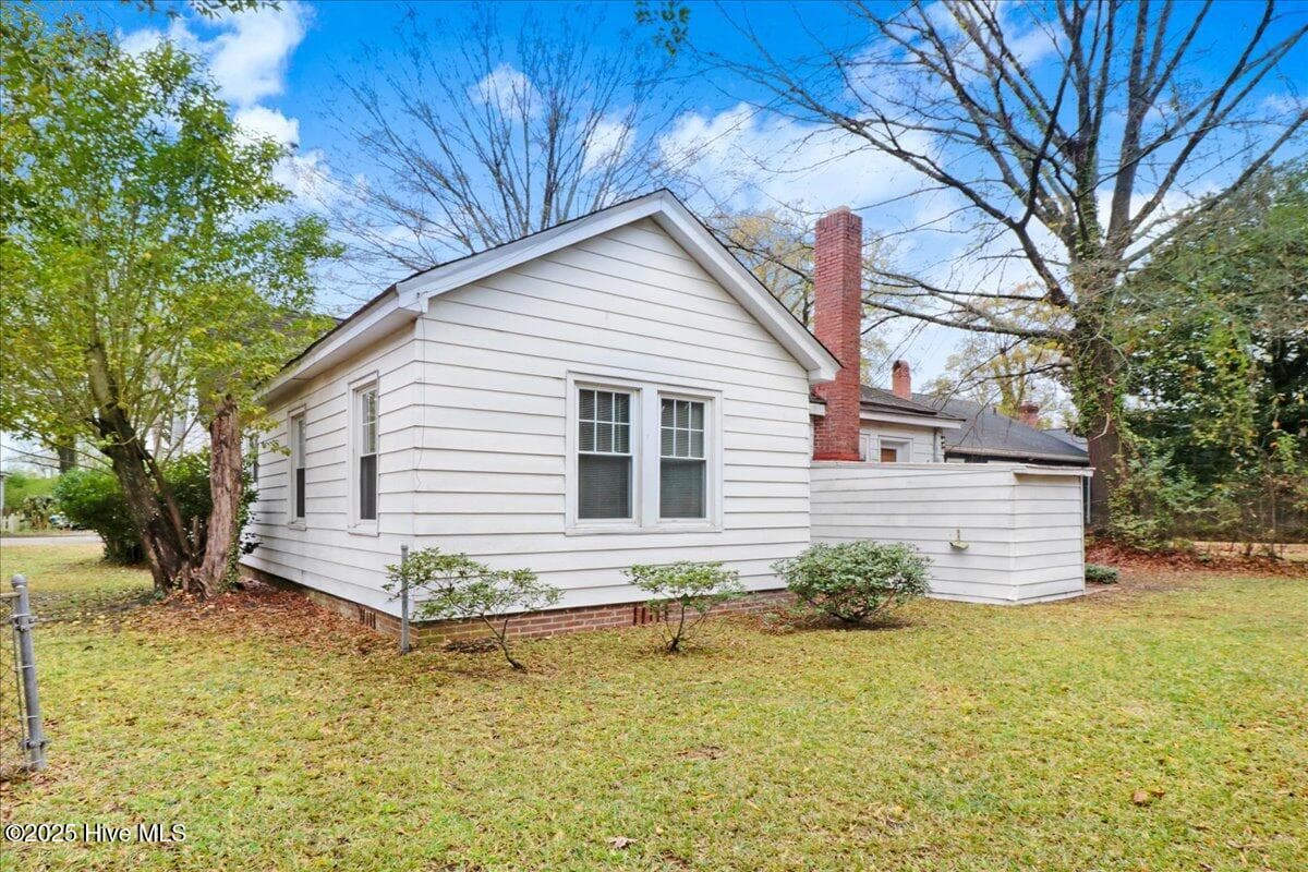 Single Family Residence at 108 Gray Street NE, Wilson, NC 27893, photo 22 of 24
