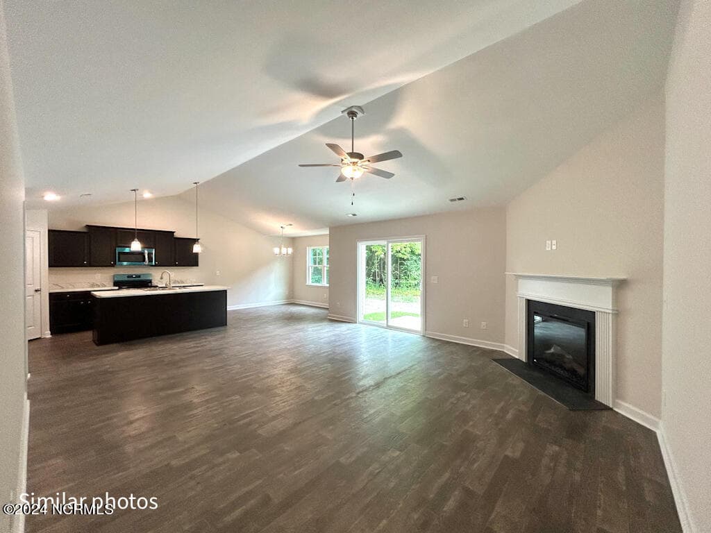 Single Family Residence at 511 Large Oak Drive, Hubert, NC 28539, photo 12 of 55