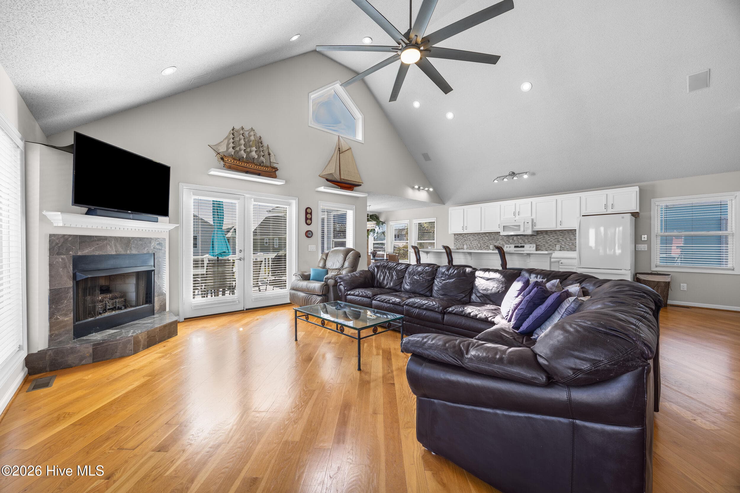 Single Family Residence at 720 Fort Fisher Boulevard S, Kure Beach, NC 28449, photo 26 of 145