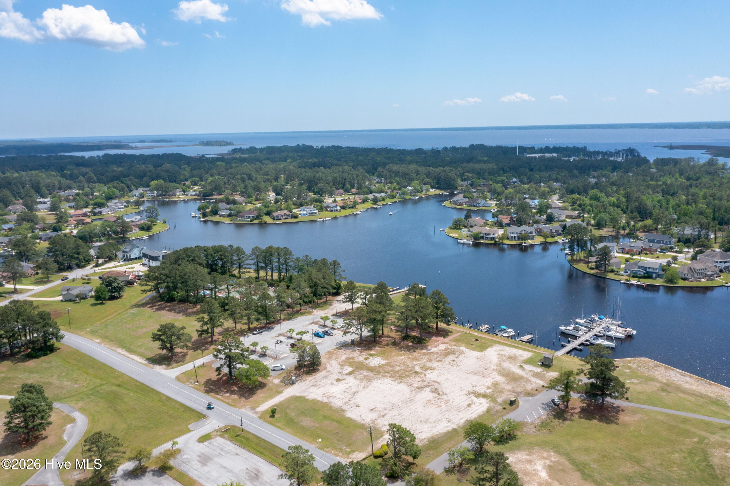 Fairfield Harbour - 1012 Pelican Drive, New Bern, NC 28560