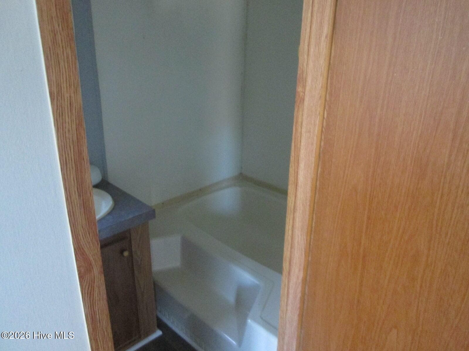 Manufactured Home at 1934 Creswell Place SW, Supply, NC 28462, photo 15 of 17