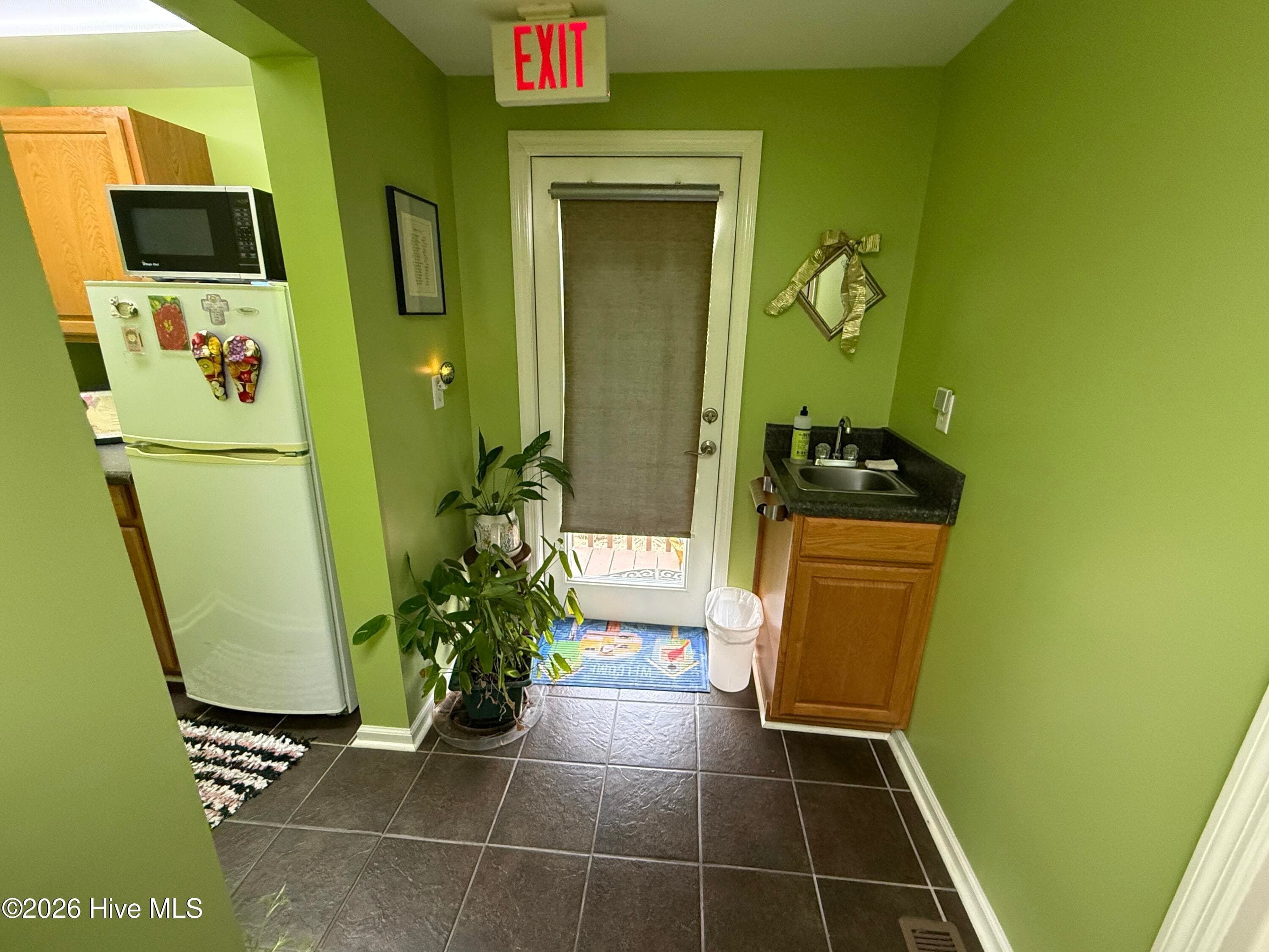 Manufactured Home at 1786 Pine Valley Drive SW, Supply, NC 28462, photo 17 of 29