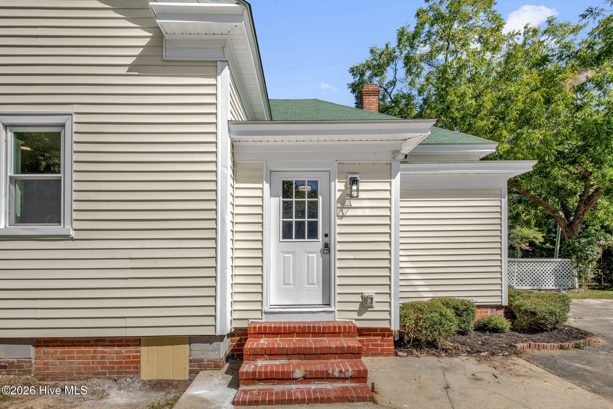 Single Family Residence at 806 W Roseboro Street, Roseboro, NC 28382, Roseboro, photo 31 of 37