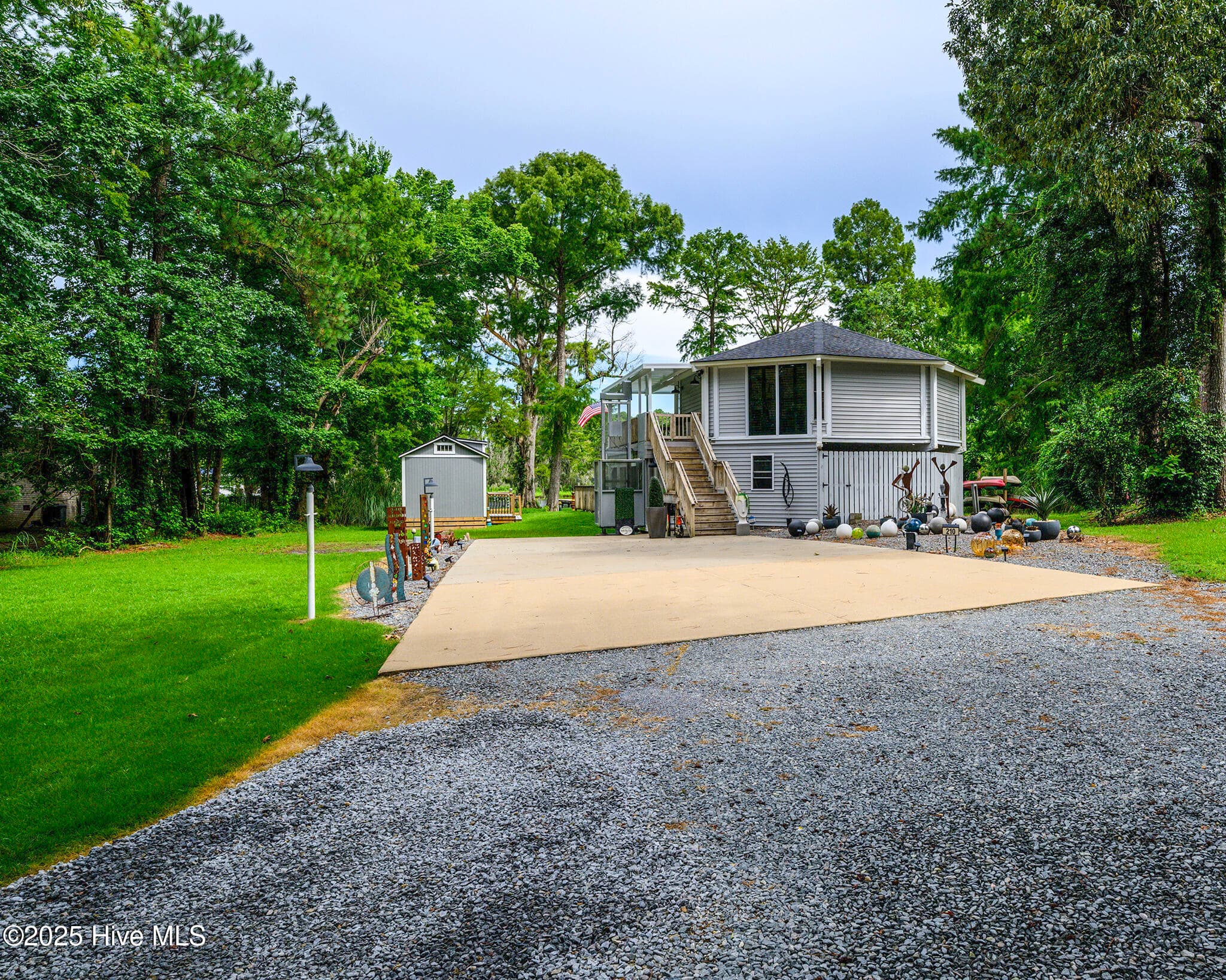 Single Family Residence at 210 Gangplank Road, New Bern, NC 28562, photo 60 of 86