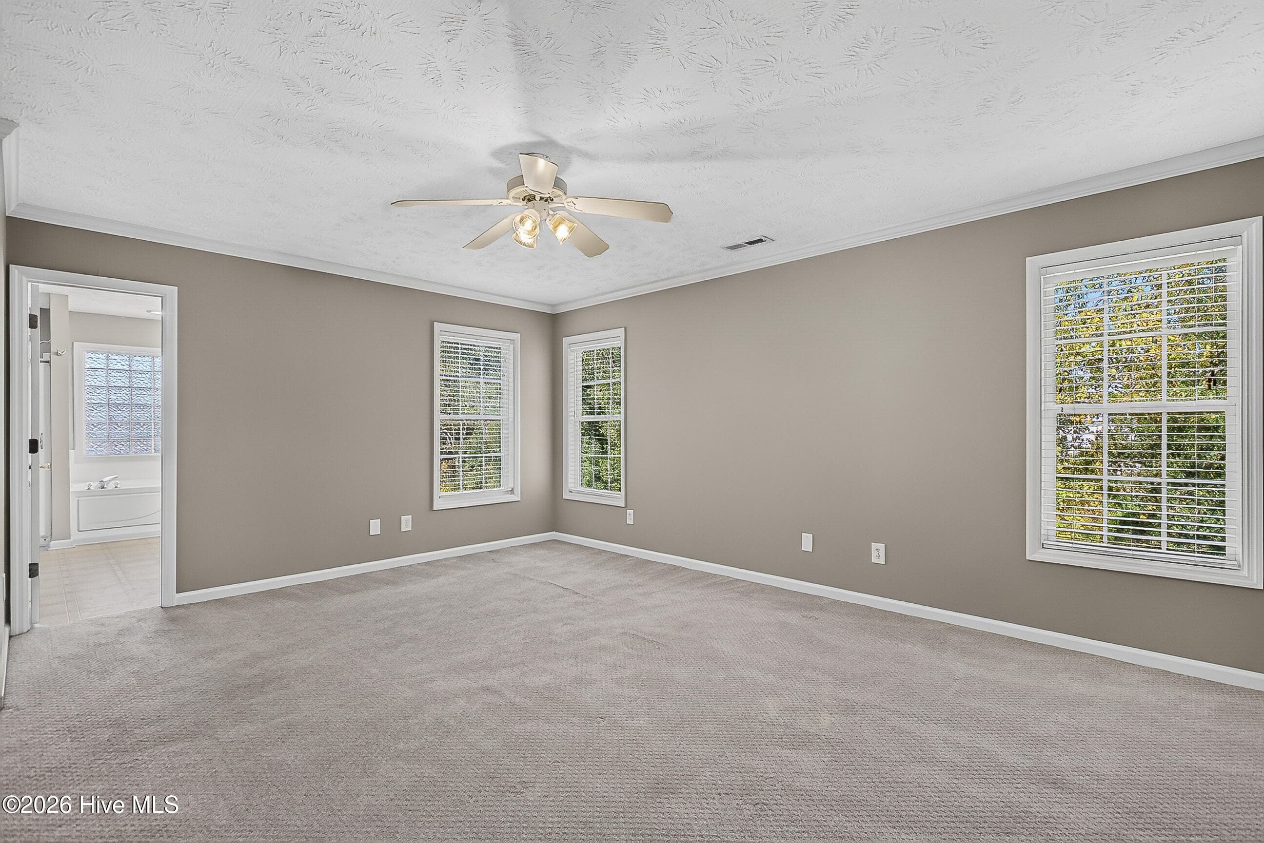 Single Family Residence at 172 E Ridge Court, Jacksonville, NC 28540, photo 27 of 50