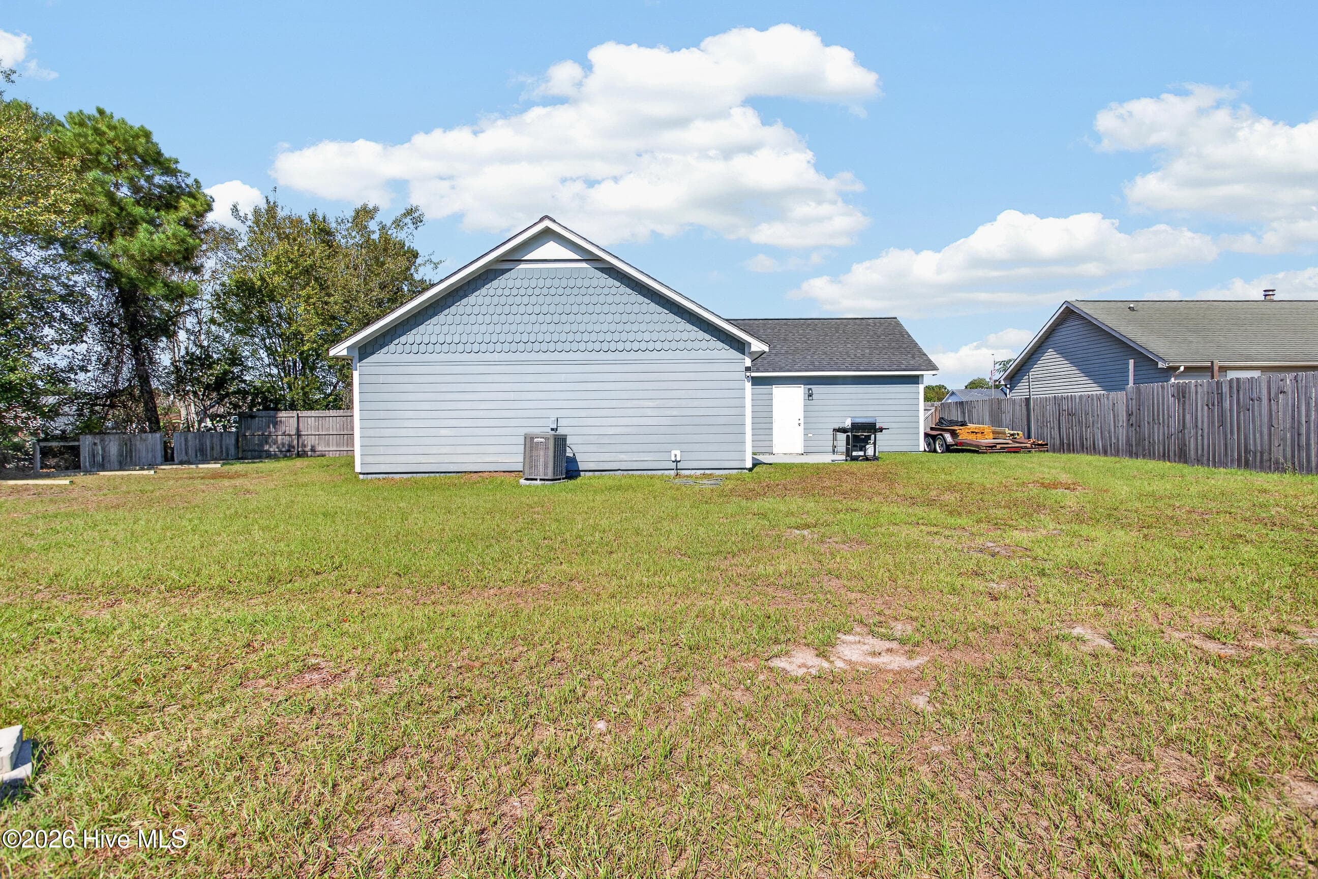 Single Family Residence at 408 Foxtrace Lane, Hubert, NC 28539, photo 23 of 35