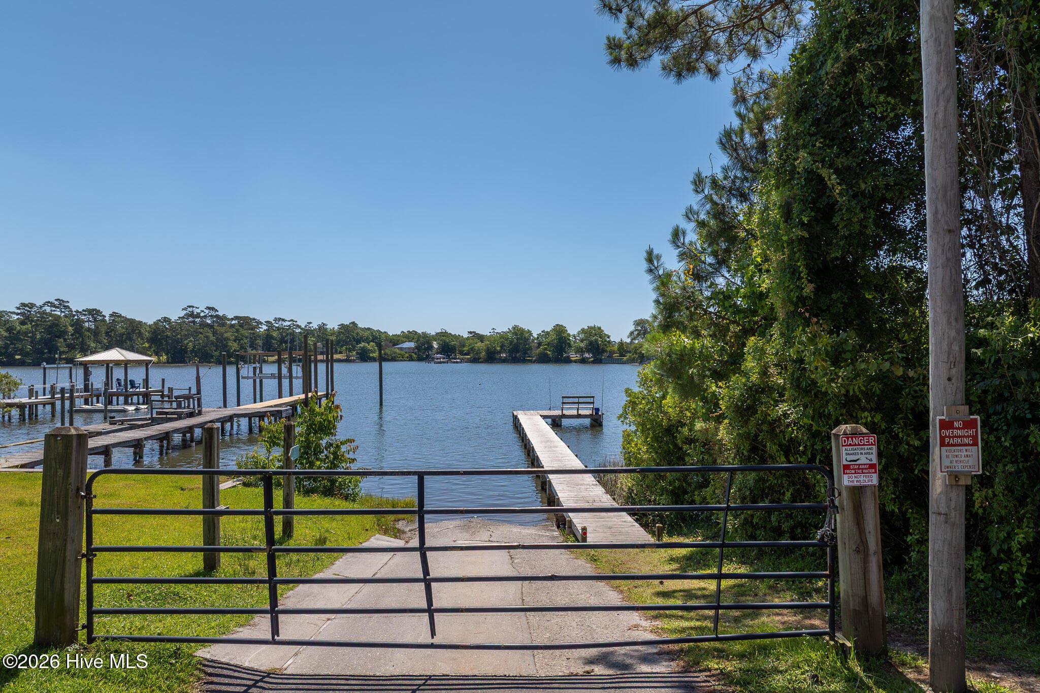 Single Family Residence at 211 Derby Downs Drive, Sneads Ferry, NC 28460, photo 57 of 61
