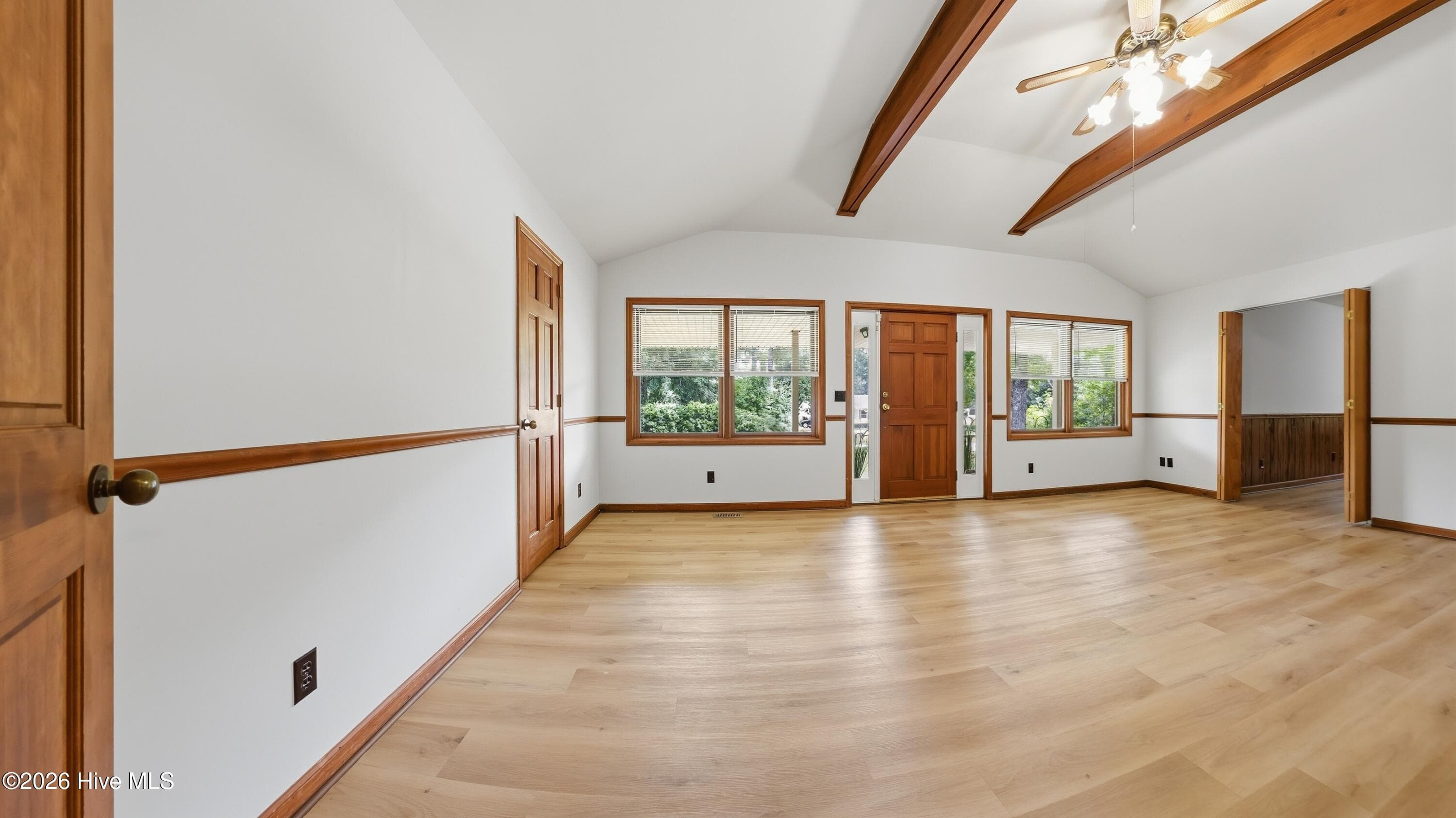 Single Family Residence at 306 Shore Point Drive, Wilmington, NC 28411, photo 7 of 86