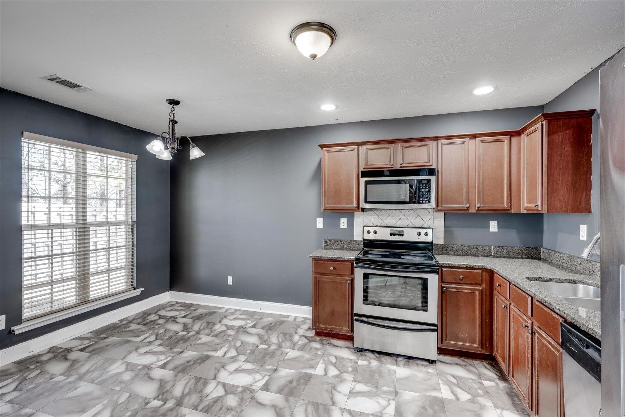 Single Family Residence at 238 High Meadows Circle, Grovetown, GA 30813, photo 12 of 36