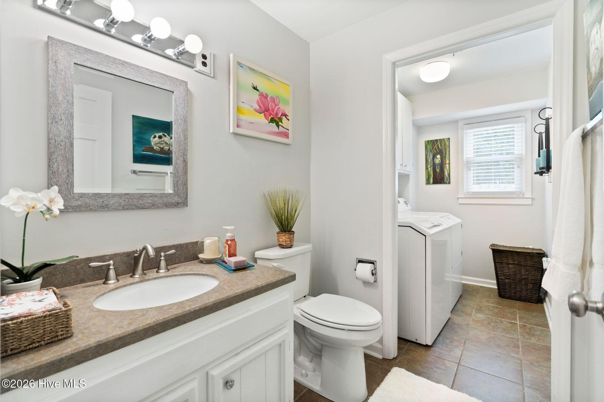 lower level bath and laundry - 2316 Lynnwood Drive, Wilmington, NC 28403