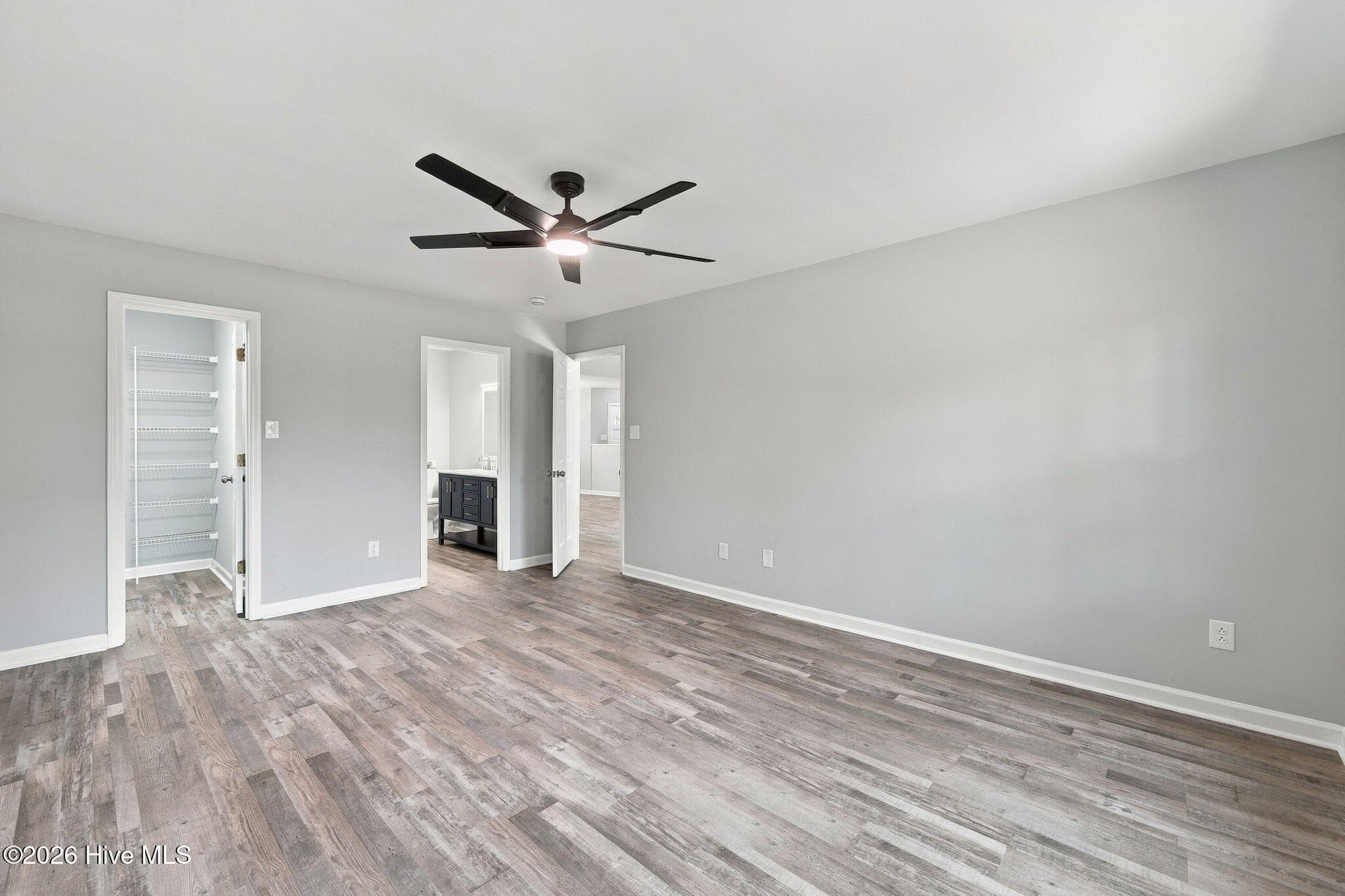 Single Family Residence at 4511 Rivershore Drive, New Bern, NC 28560, photo 34 of 52