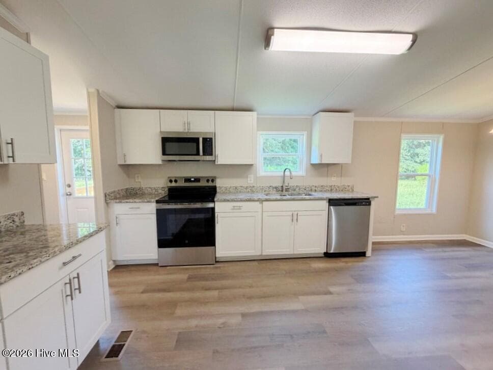 Manufactured Home at 241 Hickory Lane, Aurora, NC 27806, photo 15 of 30