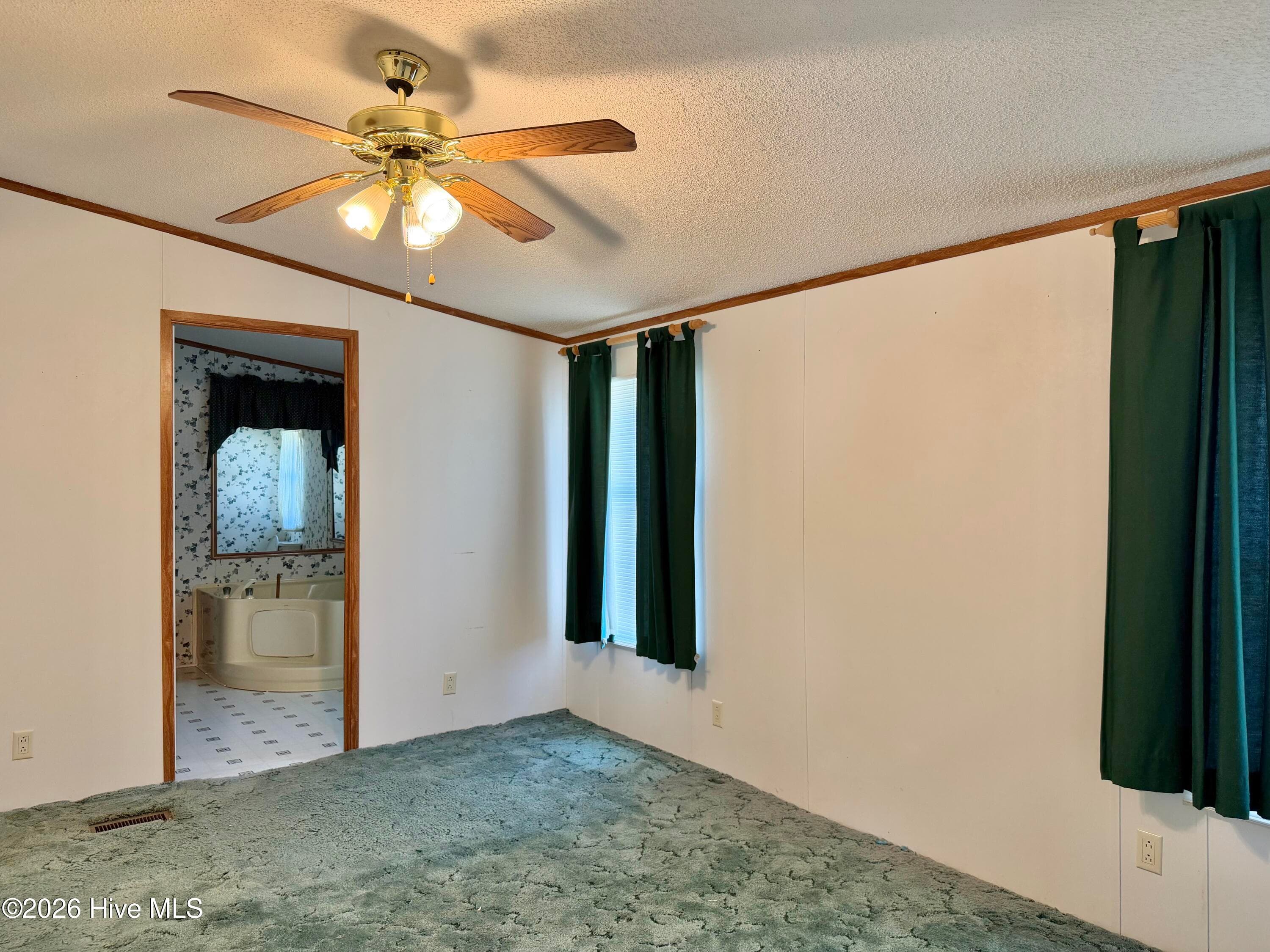 Manufactured Home at 7779 Nc 306 S, Aurora, NC 27806, photo 11 of 42