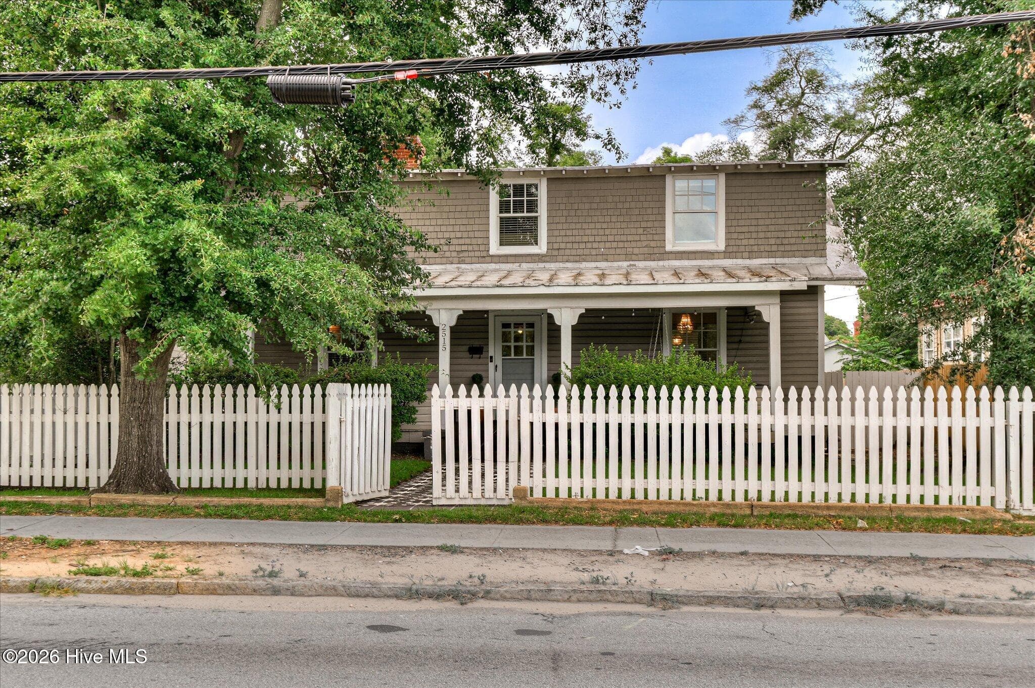 Single Family Residence at 2515 Wrightsboro Road, Augusta, GA 30904, photo 4 of 62
