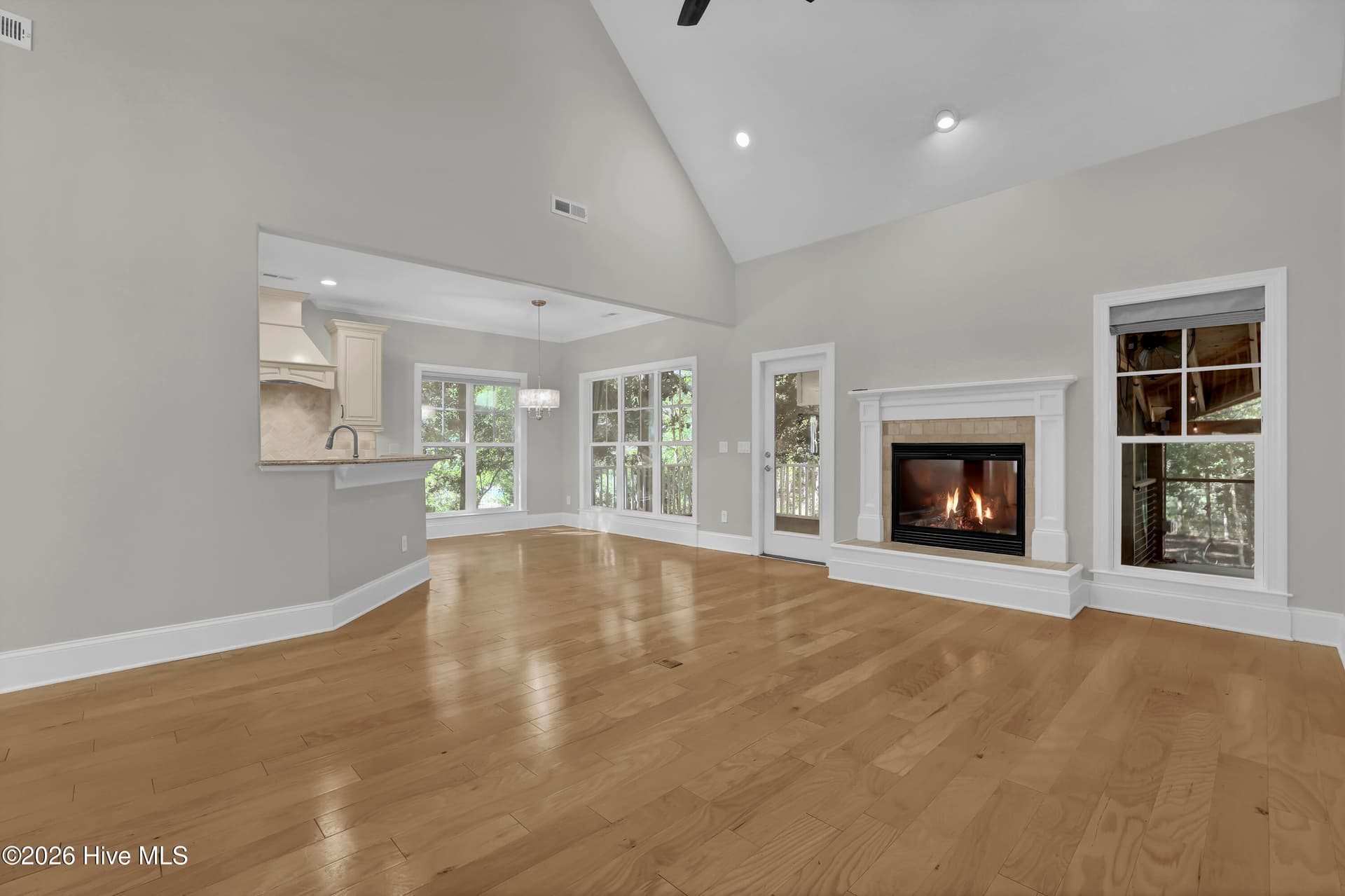 Single Family Residence at 115 Canvasback Point, Hampstead, NC 28443, photo 5 of 39