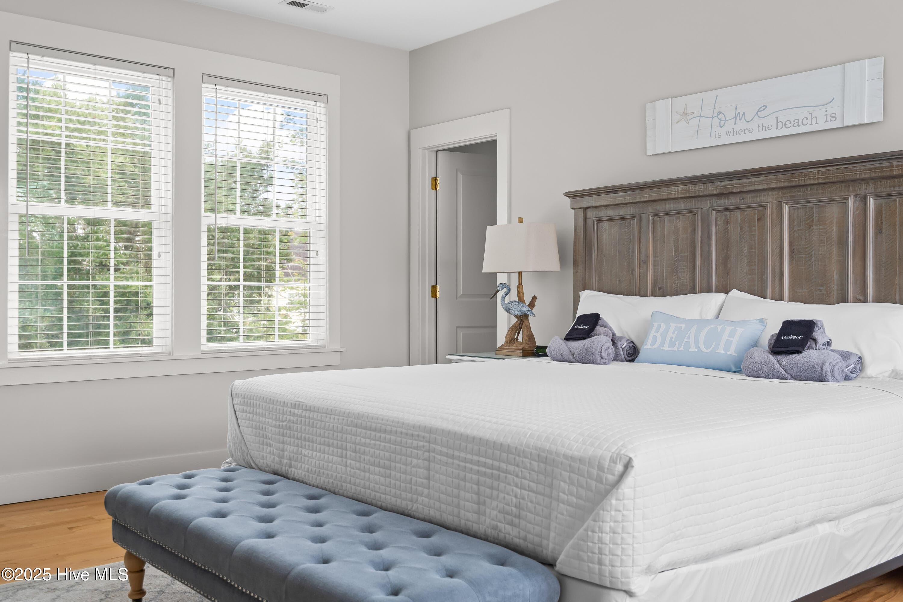 Single Family Residence at 320 Governor Safford Lane, Emerald Isle, NC 28594, photo 16 of 90