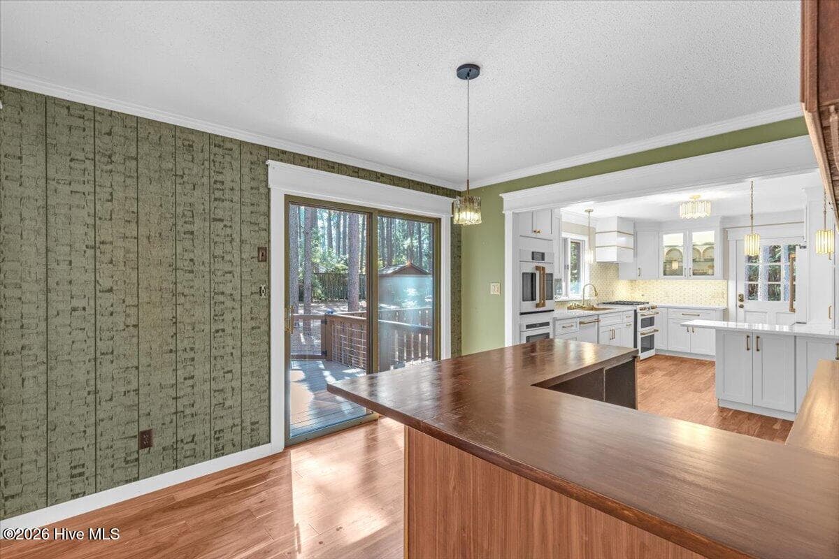 Single Family Residence at 375 Swoope Drive, Southern Pines, NC 28387, photo 14 of 82