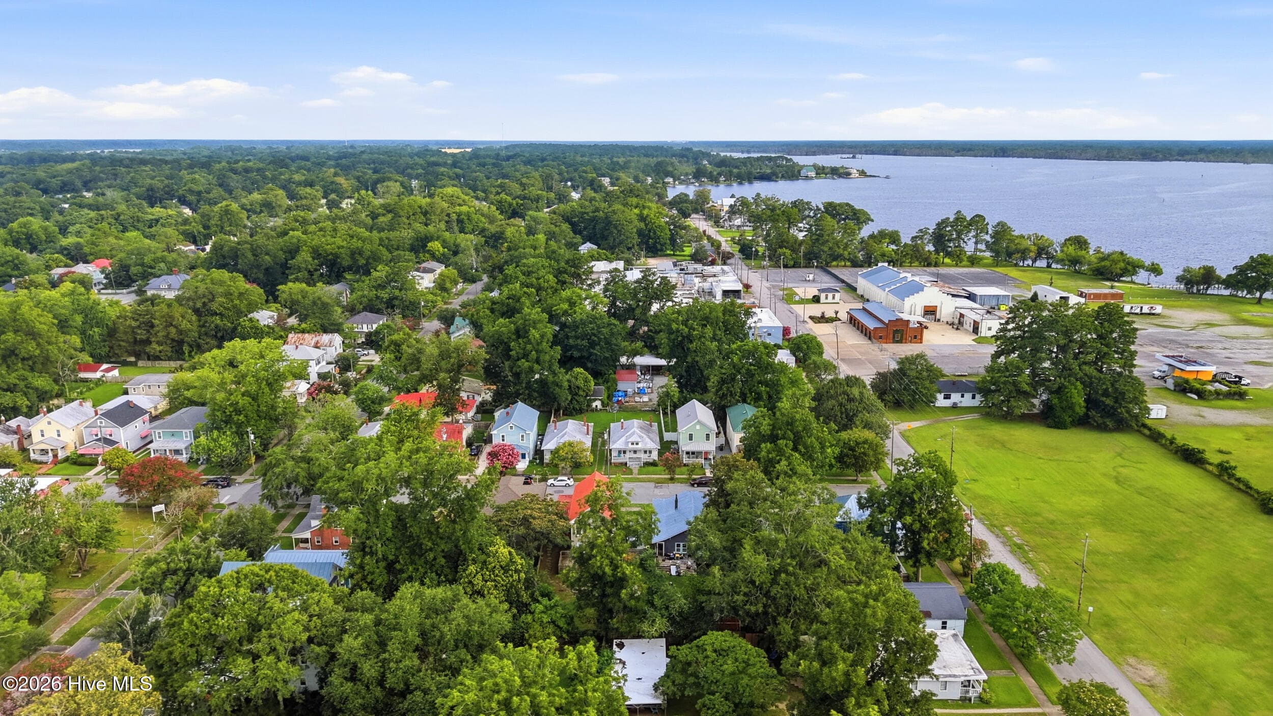 Single Family Residence at 307 Avenue B, New Bern, NC 28560, photo 49 of 55