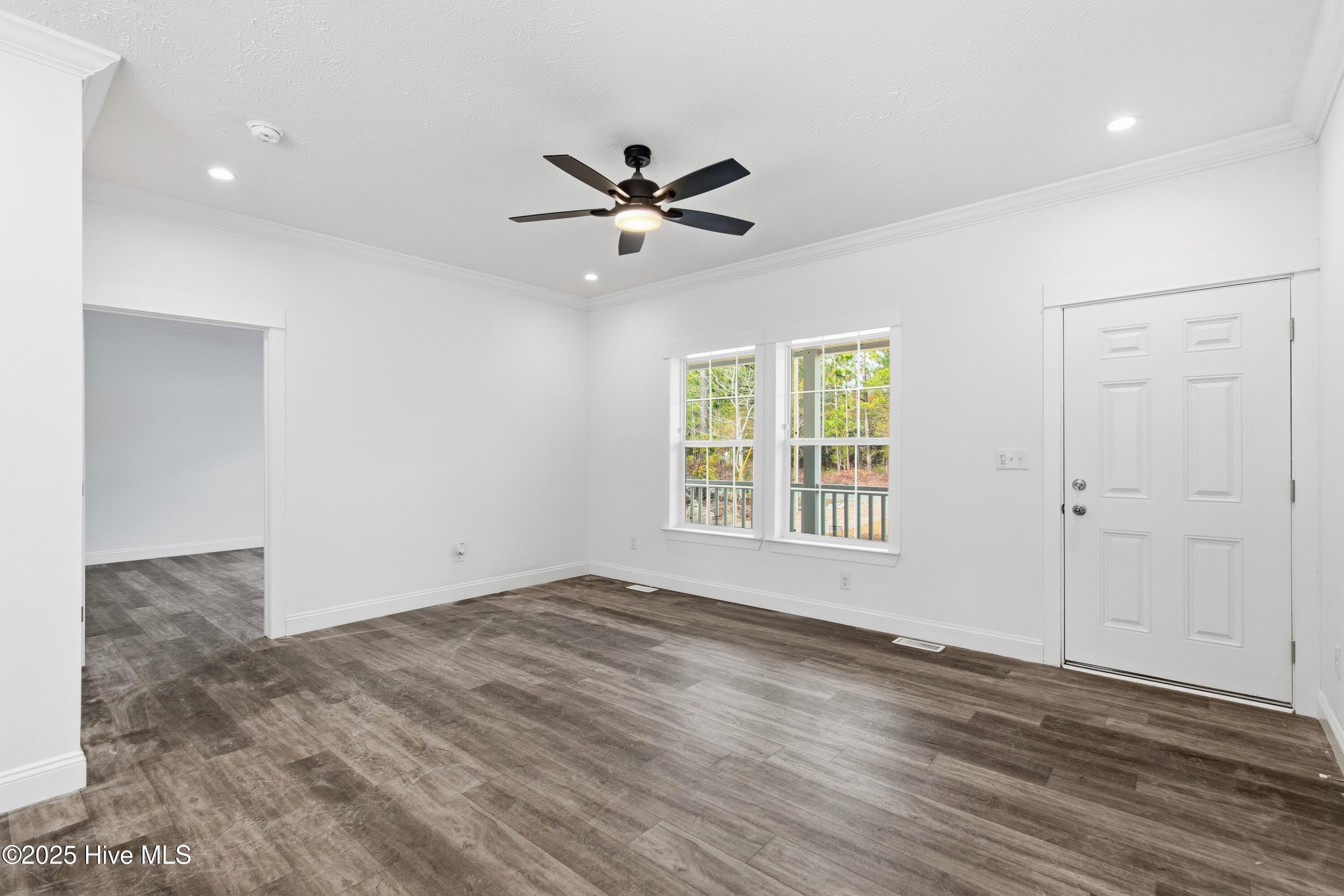 Single Family Residence at 9163 Southern Boulevard SE, Winnabow, NC 28479, photo 6 of 28