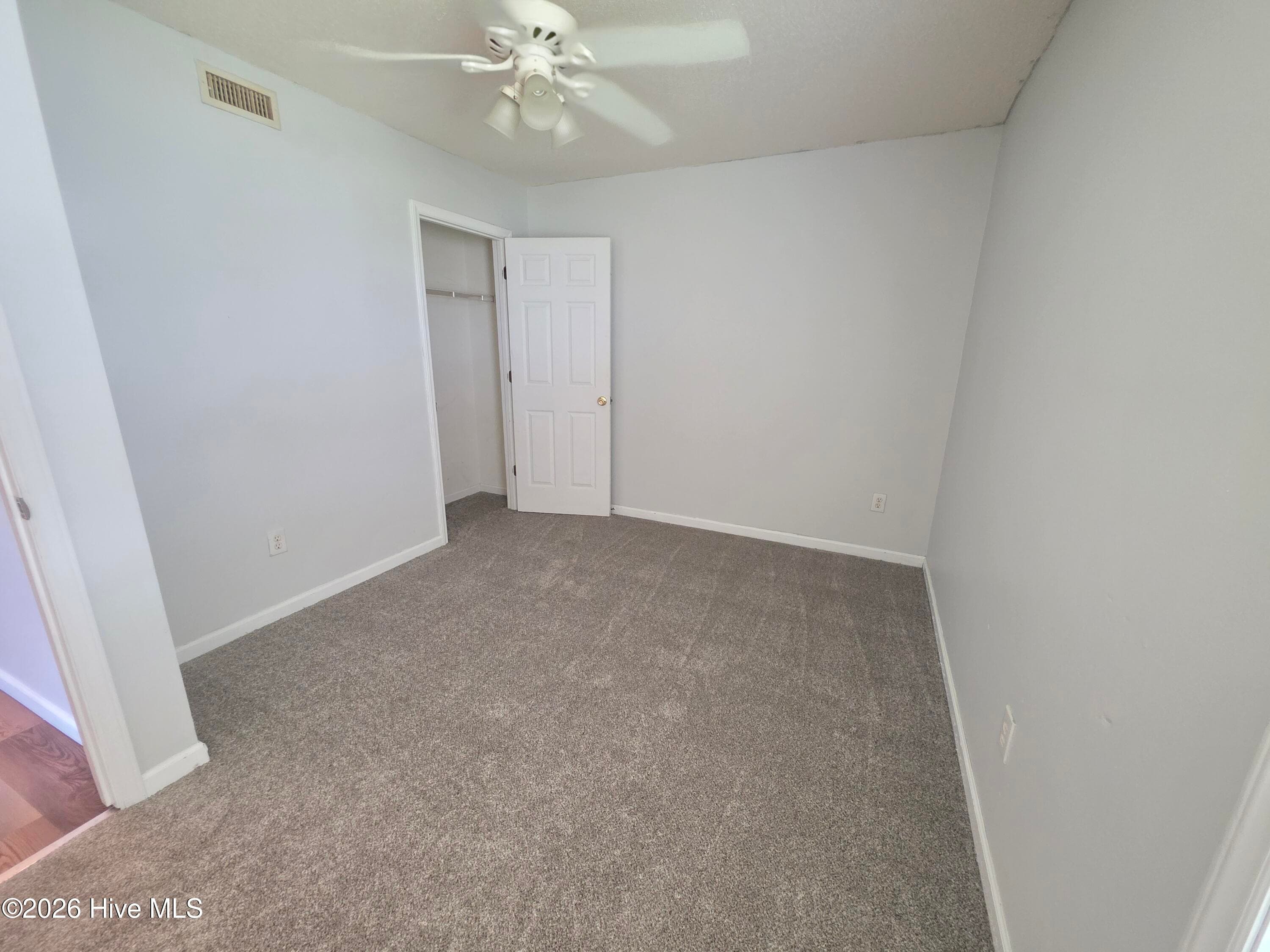 Single Family Residence at 303 Olive Branch Boulevard, Grifton, NC 28530, photo 12 of 30