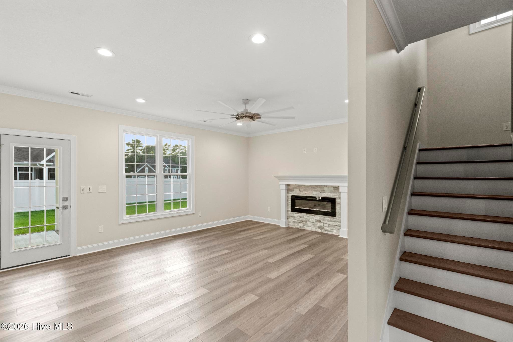 Single Family Residence at 403 King Richard Court, Jacksonville, NC 28546, photo 11 of 43