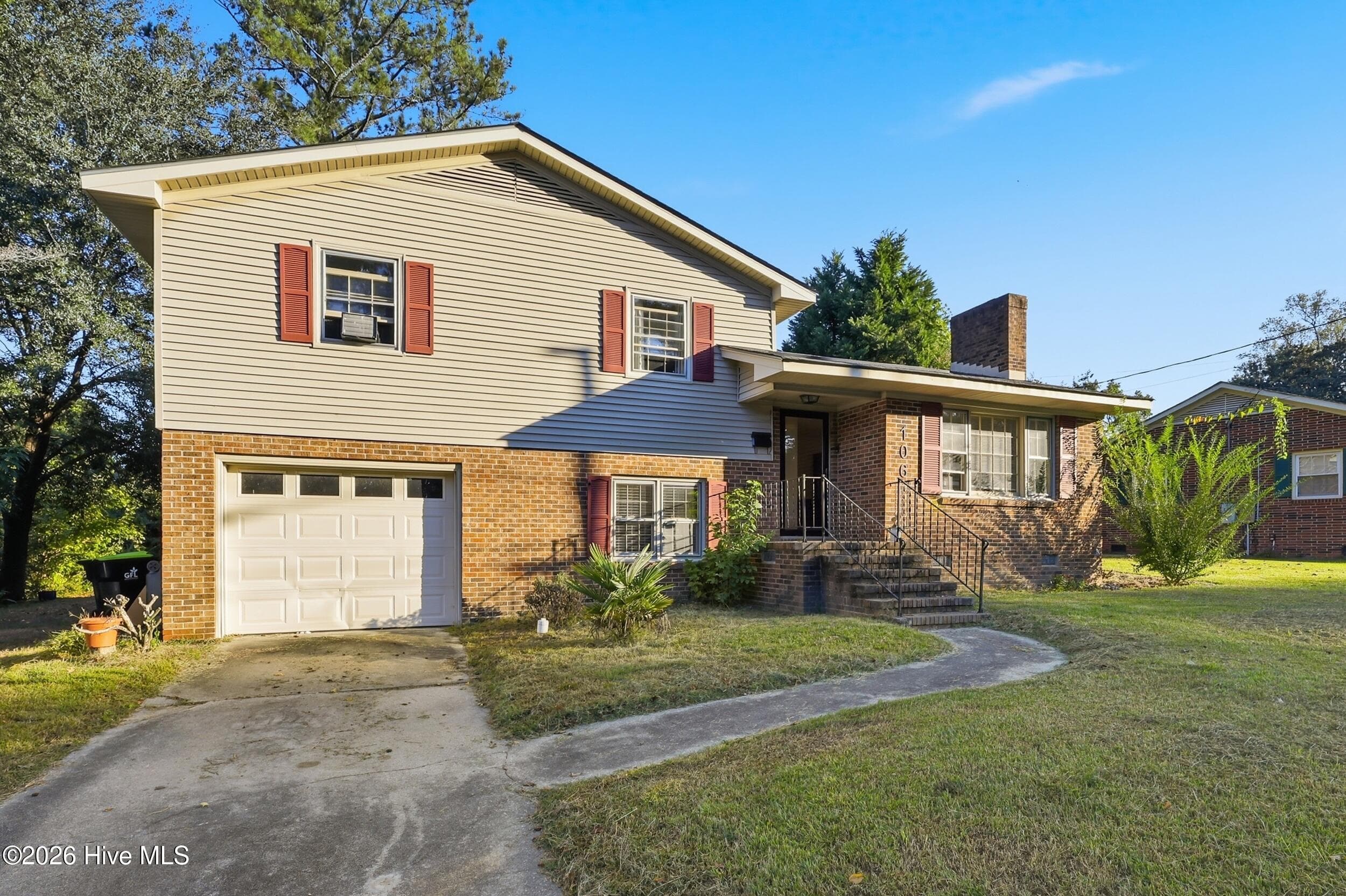 Single Family Residence at 106 Weaver Drive, Williamston, NC 27892, Williamston, photo 2 of 29