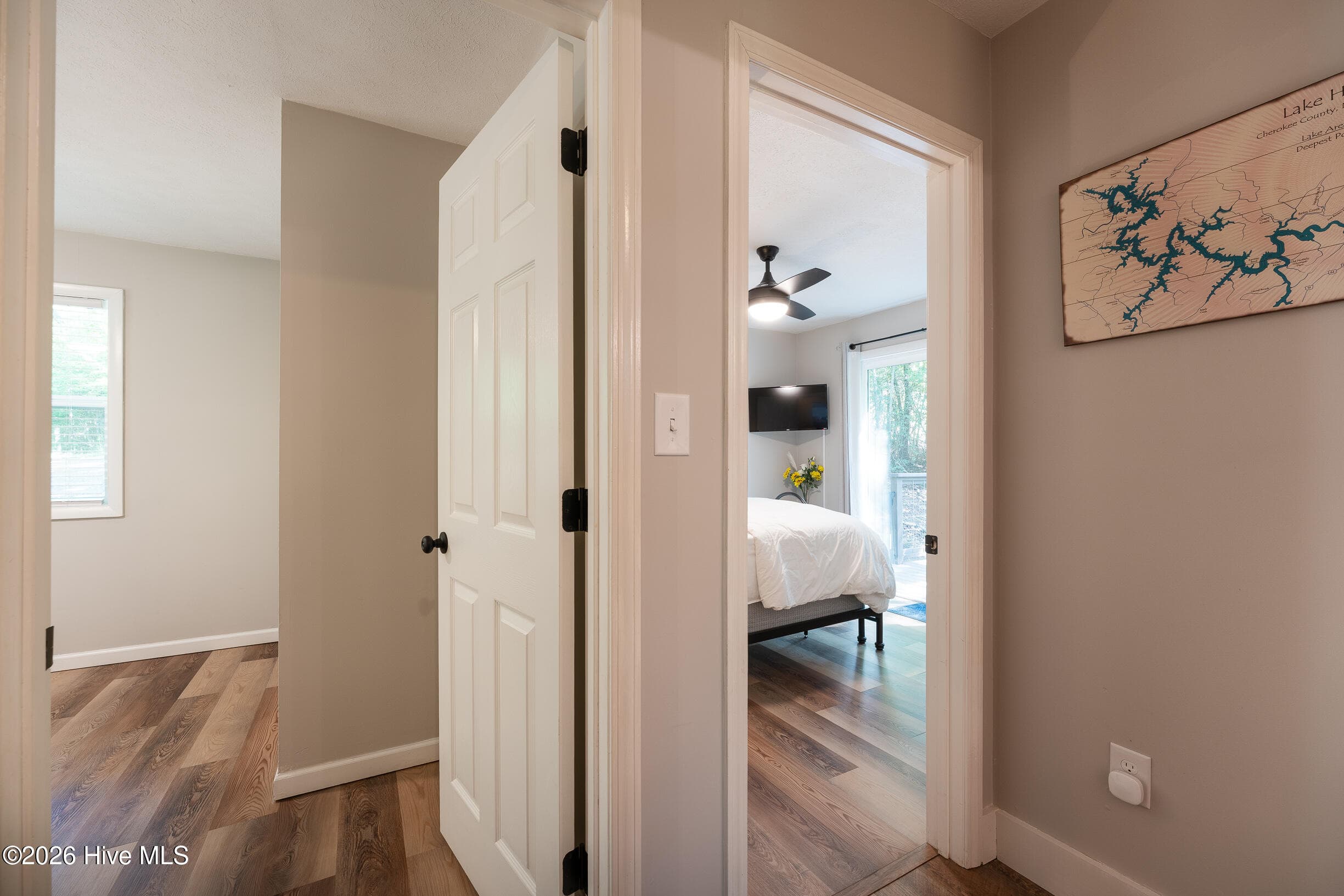 Single Family Residence at 100 Stephens Lane, Murphy, NC 28906, photo 21 of 58