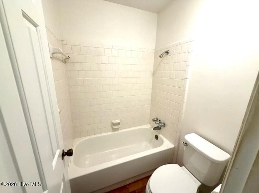 Townhouse at 4908 Marlin Court, Wilmington, NC 28403, photo 14 of 48