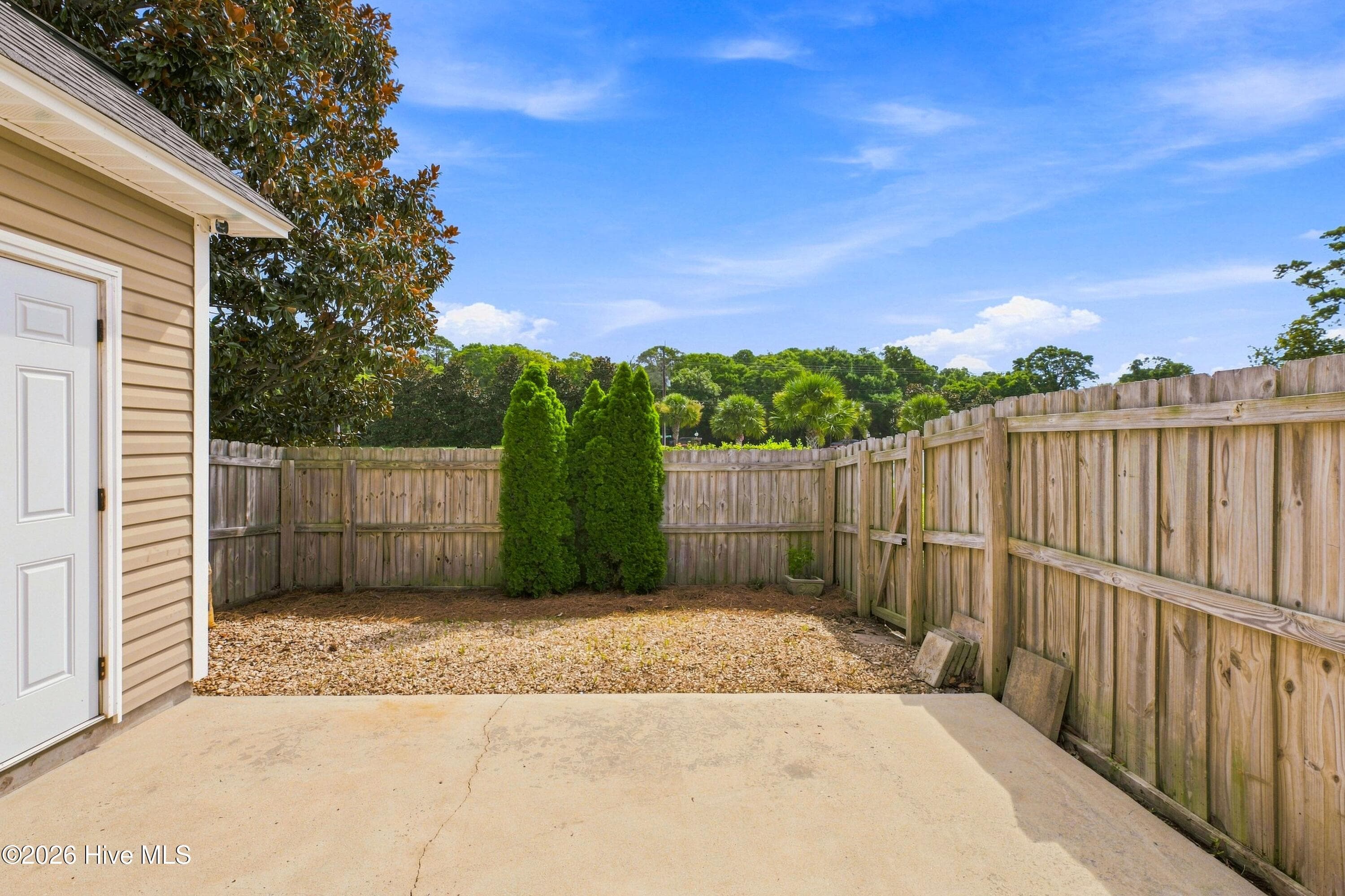 Single Family Residence at 8023 Sweetgrass Court, Wilmington, NC 28412, photo 26 of 33
