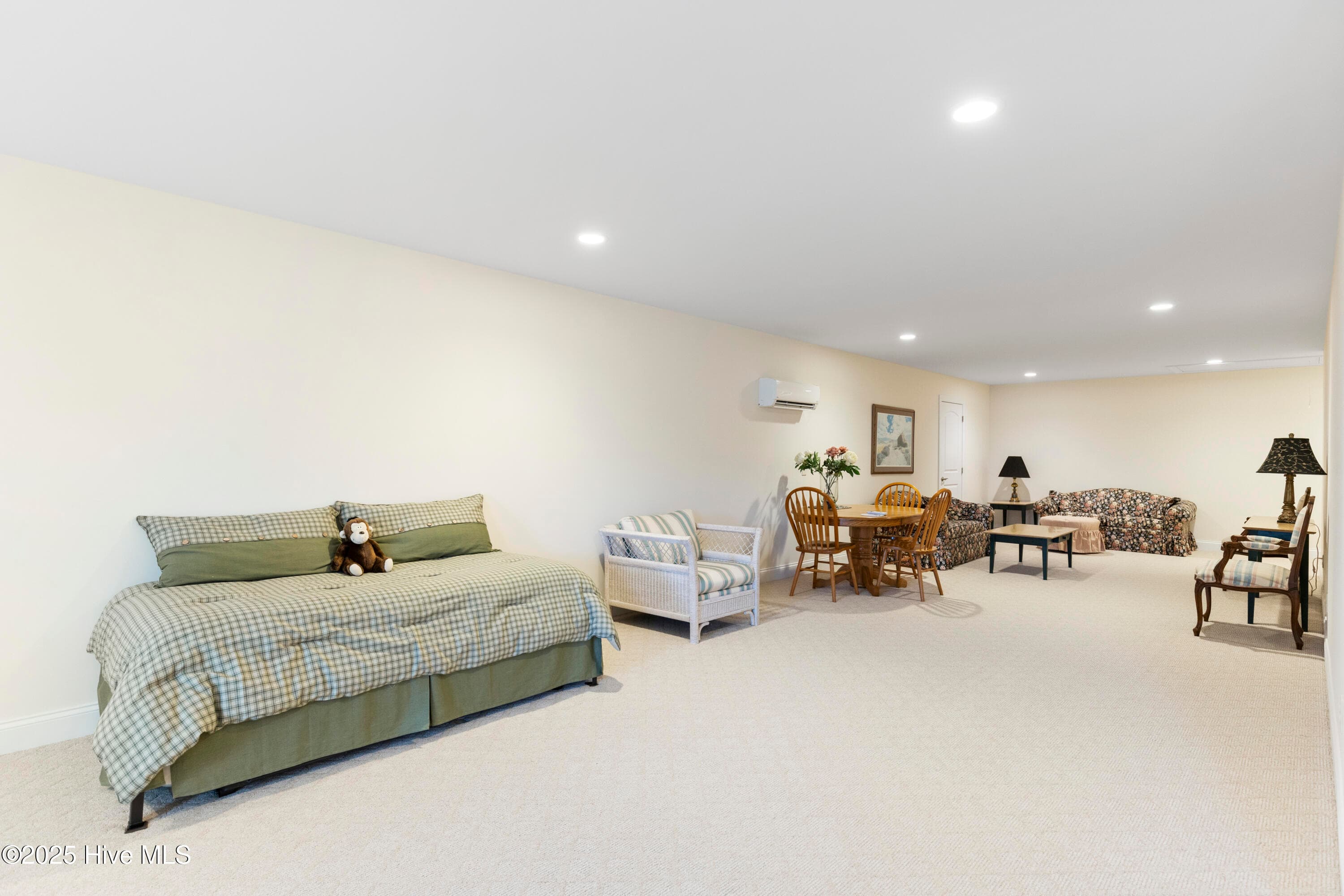 Single Family Residence at 3992 Wyndmere Drive, Southport, NC 28461, photo 3 of 6