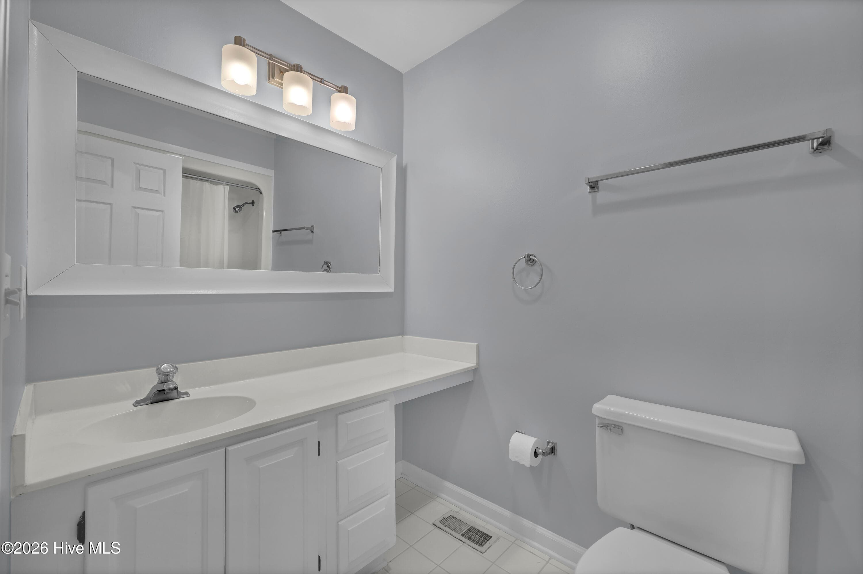 Townhouse at 6211 Wrightsville Avenue Apt 129, Wilmington, NC 28403, photo 21 of 26