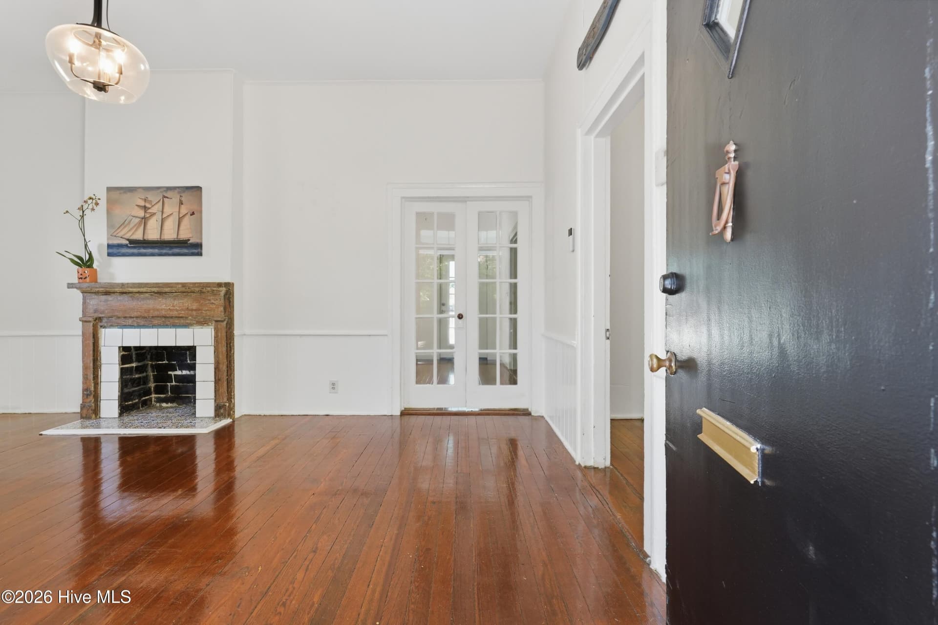 Single Family Residence at 619 S 6th Street, Wilmington, NC 28401, photo 6 of 54