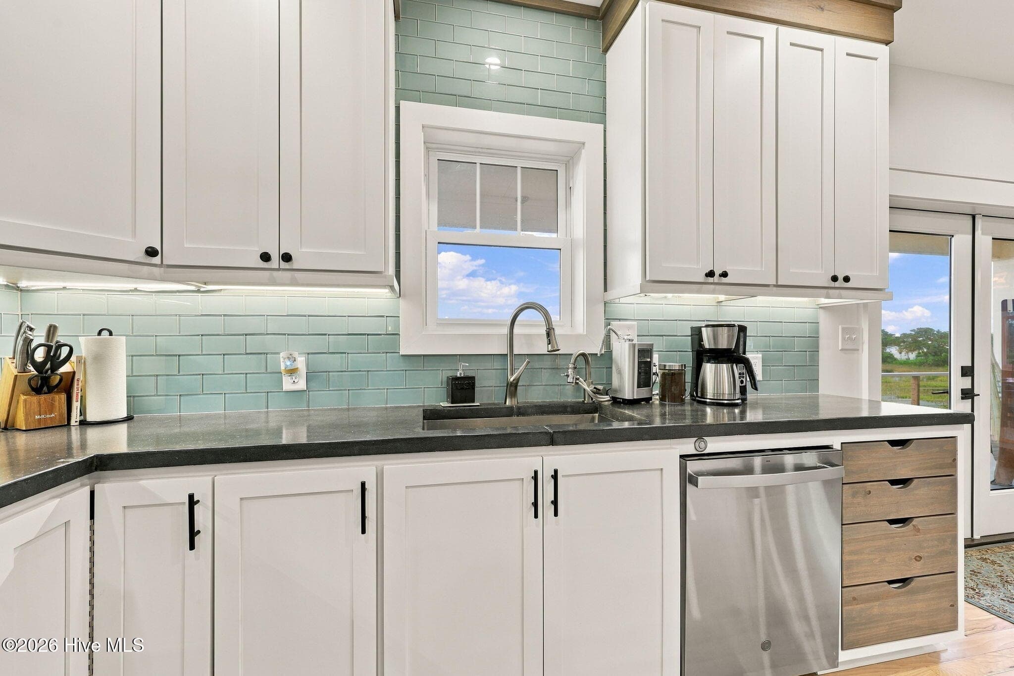 Single Family Residence at 916 Calamanda Court, Morehead City, NC 28557, Morehead City, photo 30 of 63