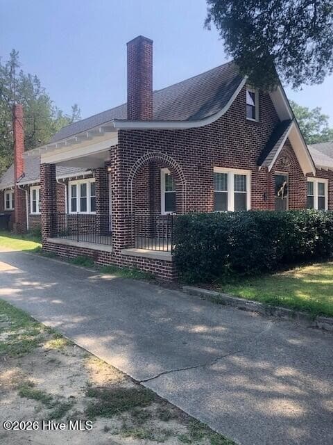 Single Family Residence at 913 E Mulberry Street, Goldsboro, NC 27530, photo 2 of 15