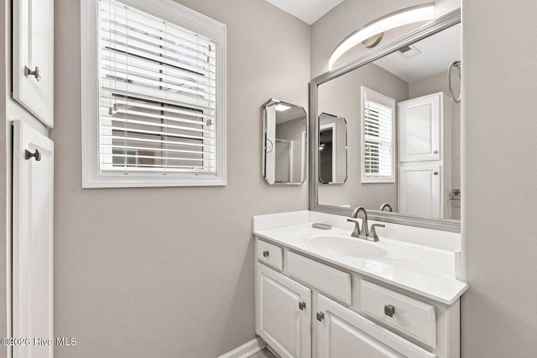 Primary bath - 902 Meadowbrook S Unit 902, Swansboro, NC 28584