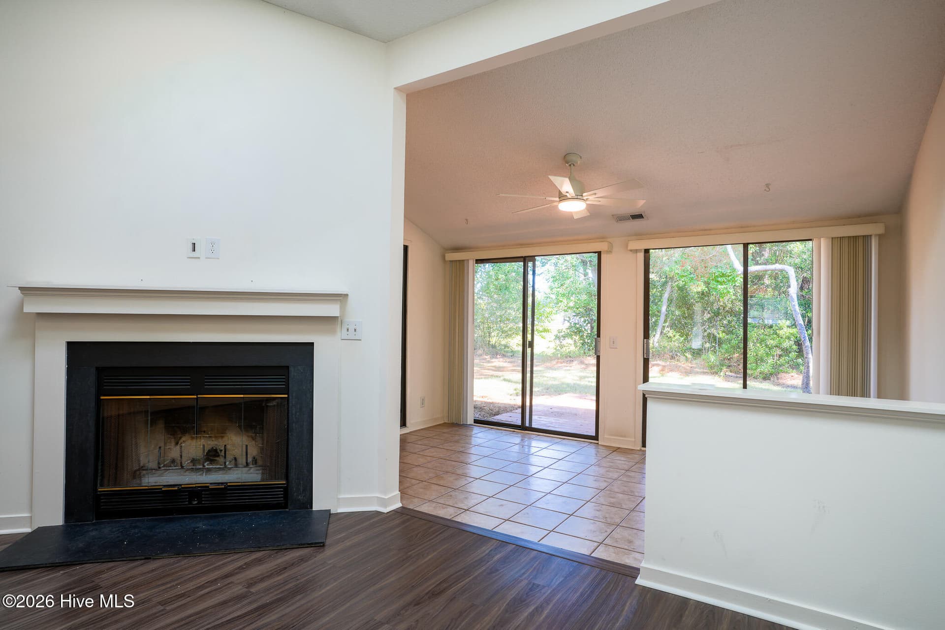 Townhouse at 211 Inland Greens Circle, Wilmington, NC 28405, photo 25 of 114