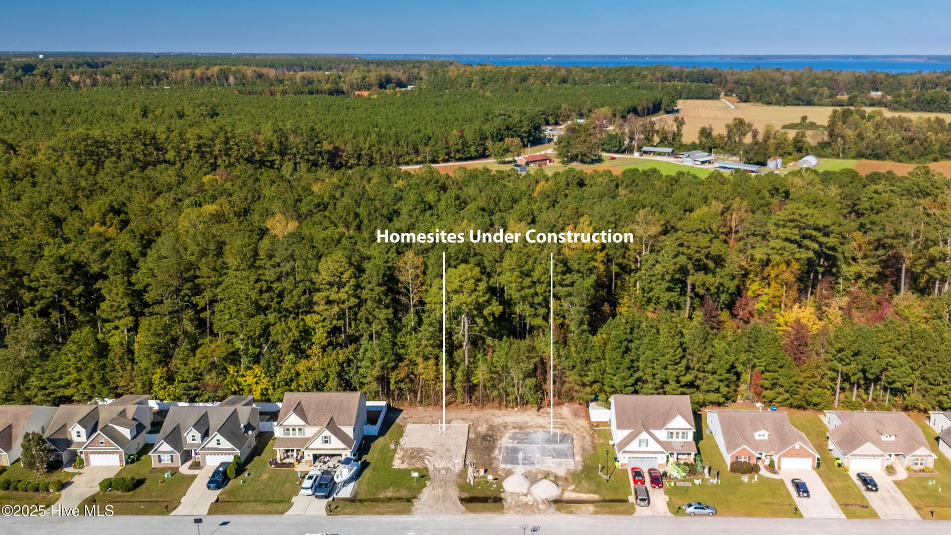Single Family Residence at 445 Peregrine Ridge Drive, New Bern, NC 28560, photo 53 of 79