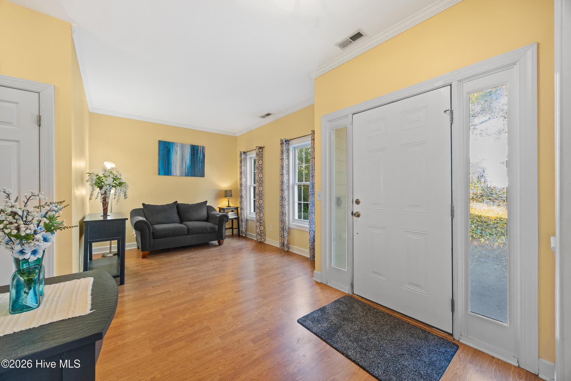 Single Family Residence at 101 Mackenzie Drive, Wilmington, NC 28409, photo 8 of 60