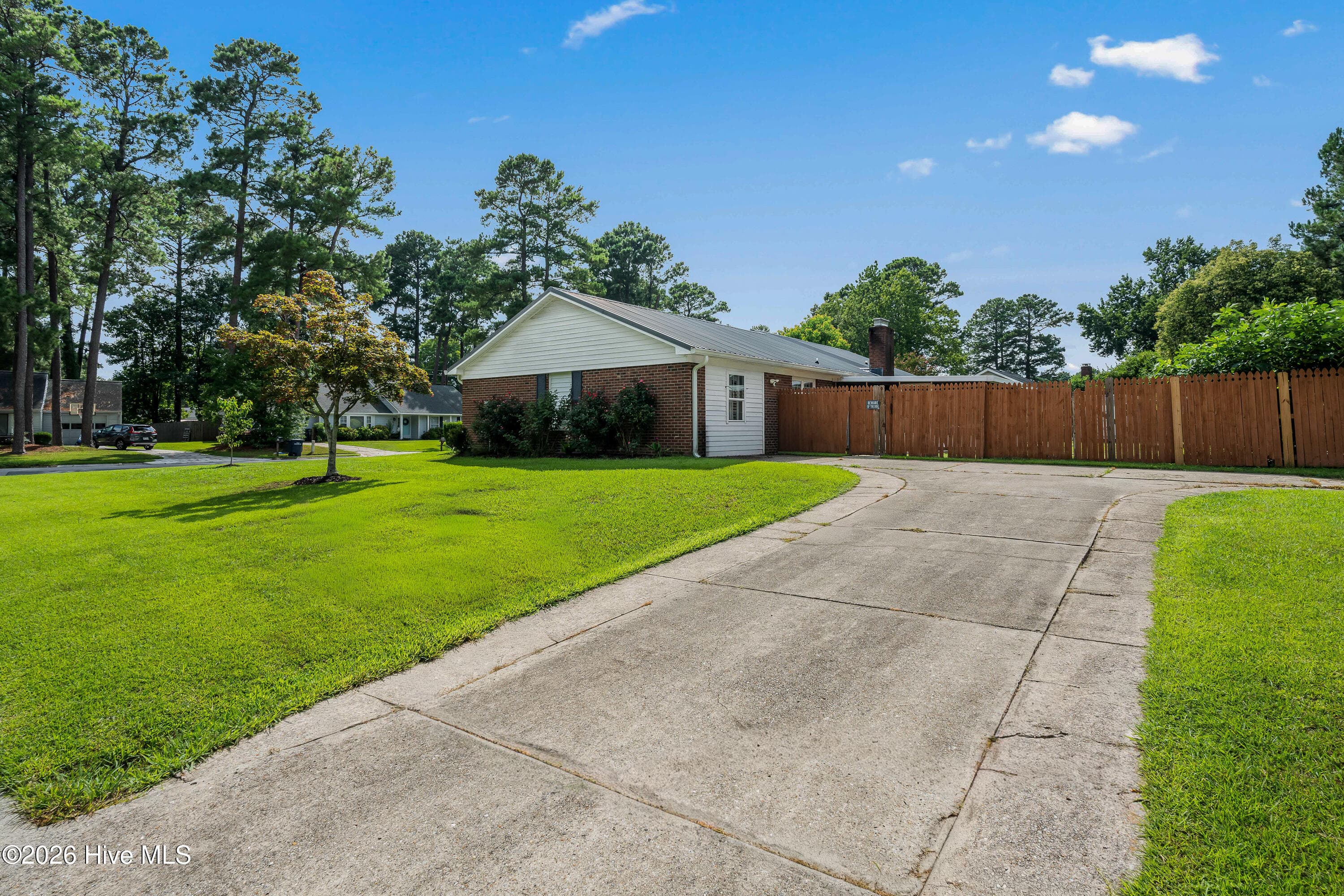 120 Silver Leaf Drive, Jacksonville, NC 28546