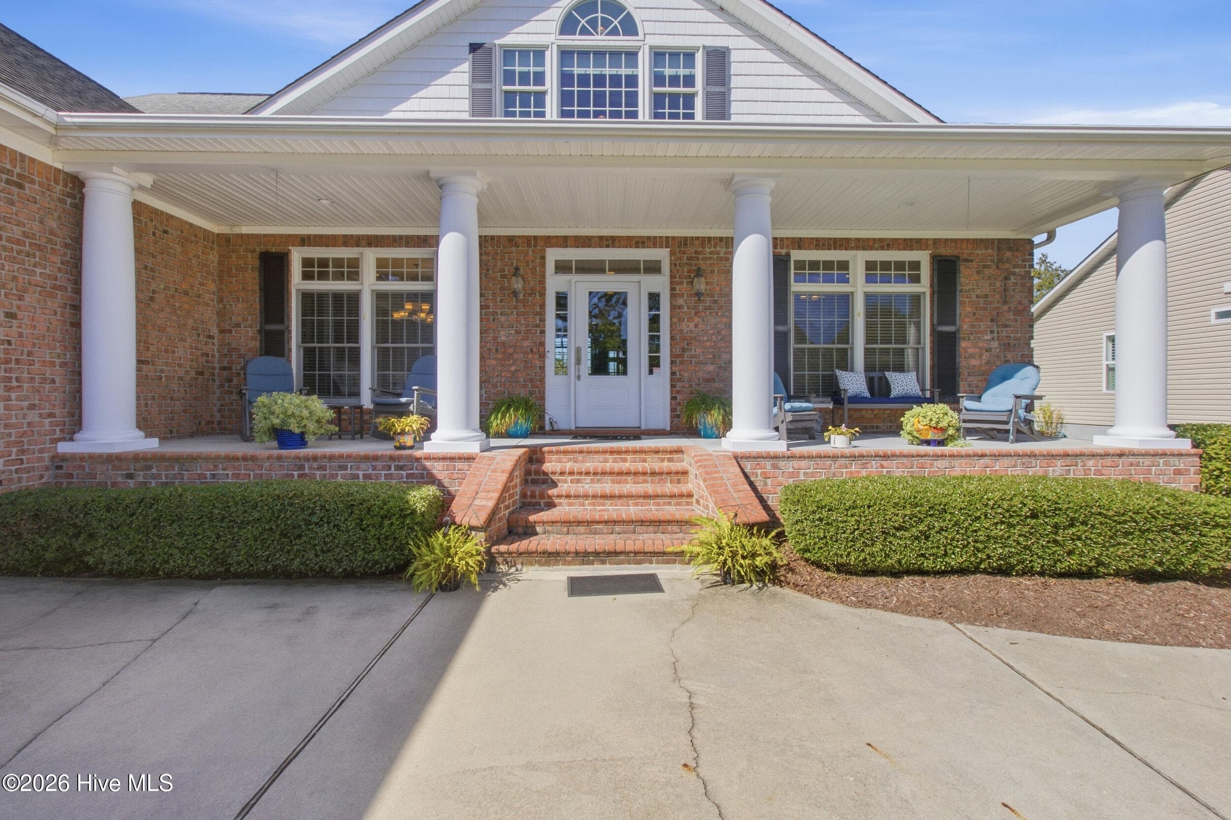 Front - 1012 Pelican Drive, New Bern, NC 28560