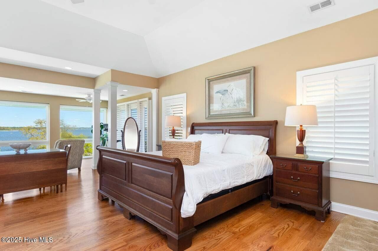 Master BR Suite - 7012 Sound Drive, Emerald Isle, NC 28594