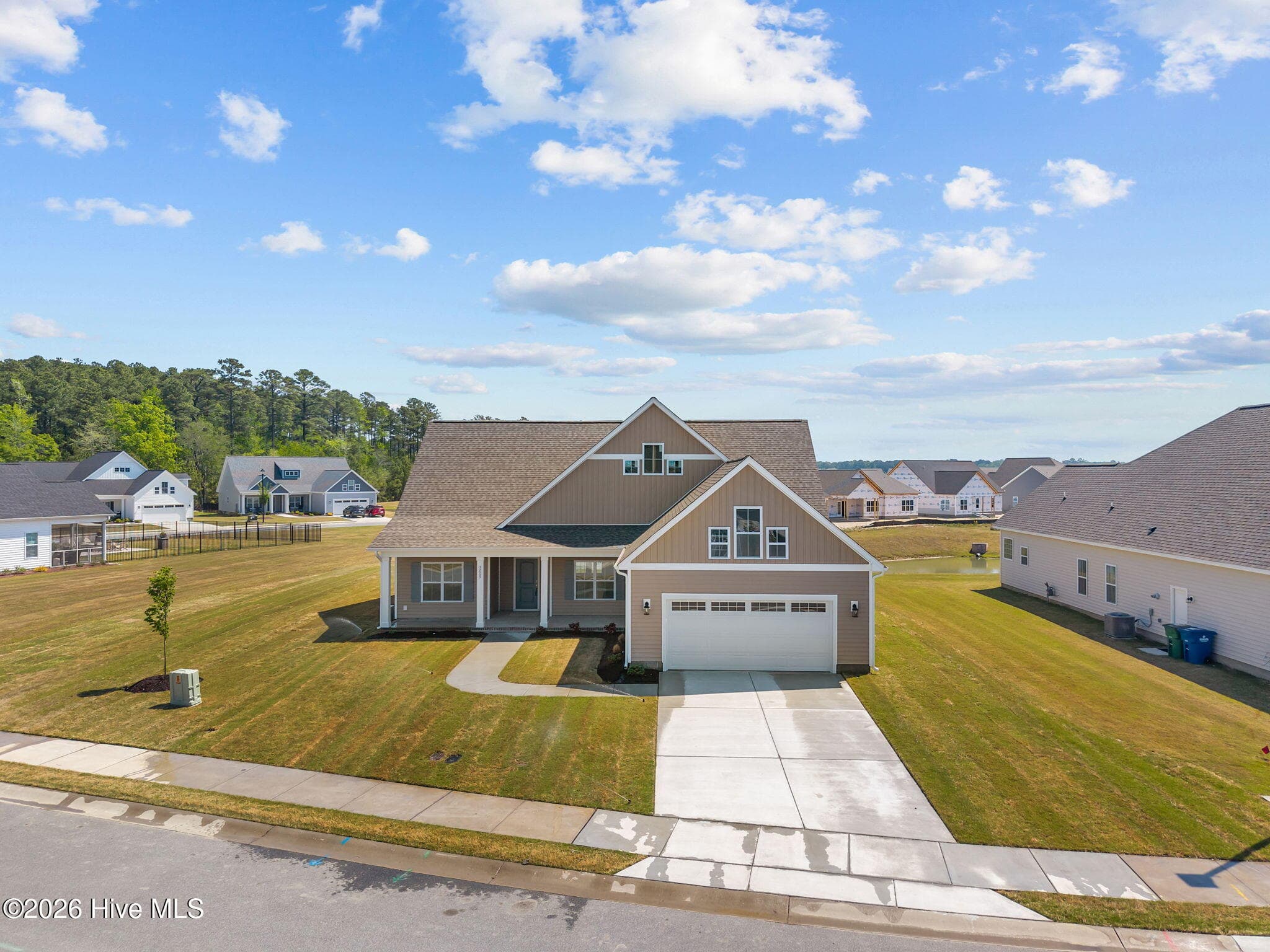 Single Family Residence at 3209 Honeysuckle Drive, Winterville, NC 28590, photo 13 of 88