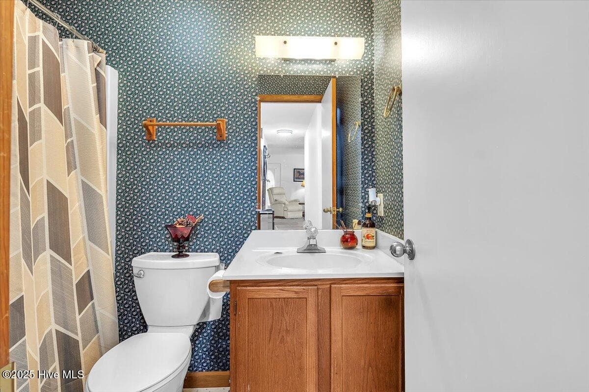 Second Full Bathroom - 2507 E Oak Island Drive, Oak Island, NC 28465, Oak Island