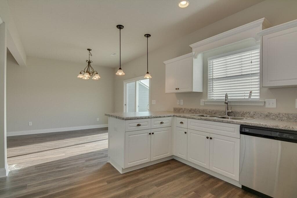 Single Family Residence at 384 Mill Stone Lane, North Augusta, SC 29860, photo 13 of 28