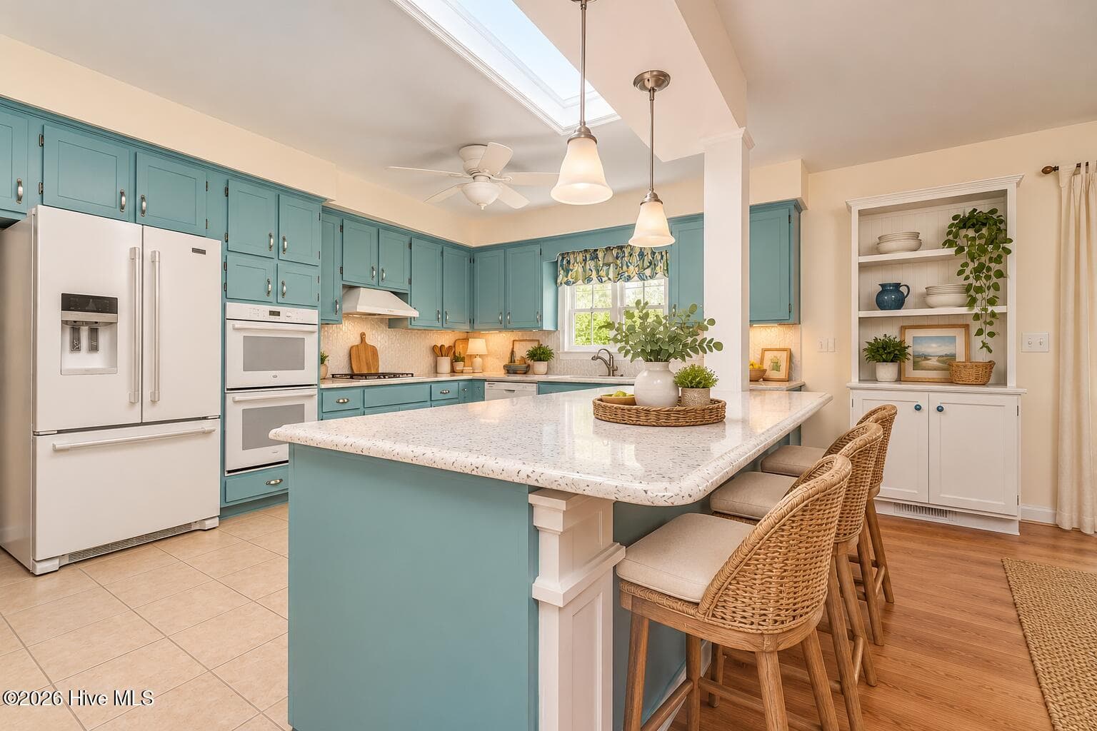 Large Kitchen Island. Virtually staged using AI. Actual property conditions may vary. - 6200 Ibis Lane, New Bern, NC 28560