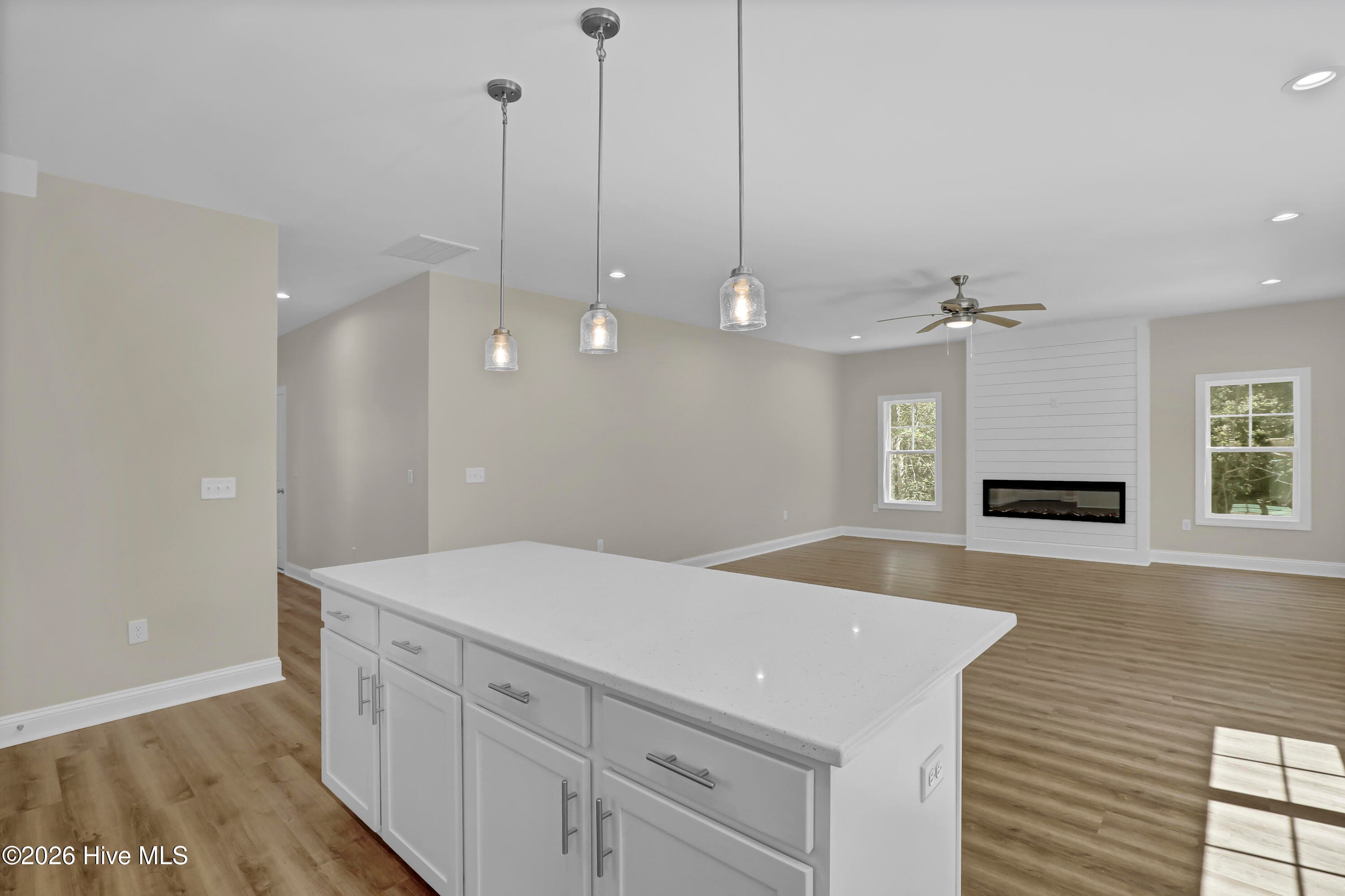 Single Family Residence at 126 Penquin Place, Hampstead, NC 28443, photo 7 of 21